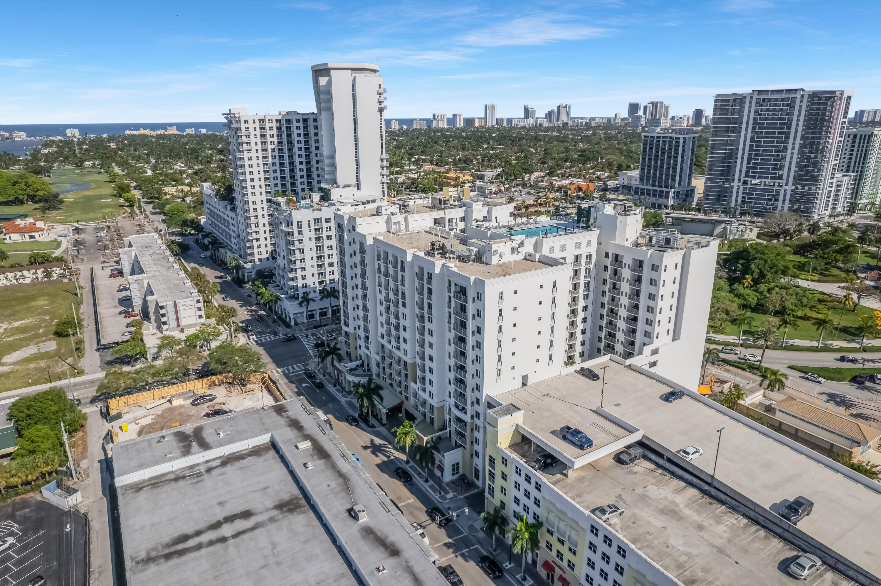 RADIUS CONDO - Residential Lease