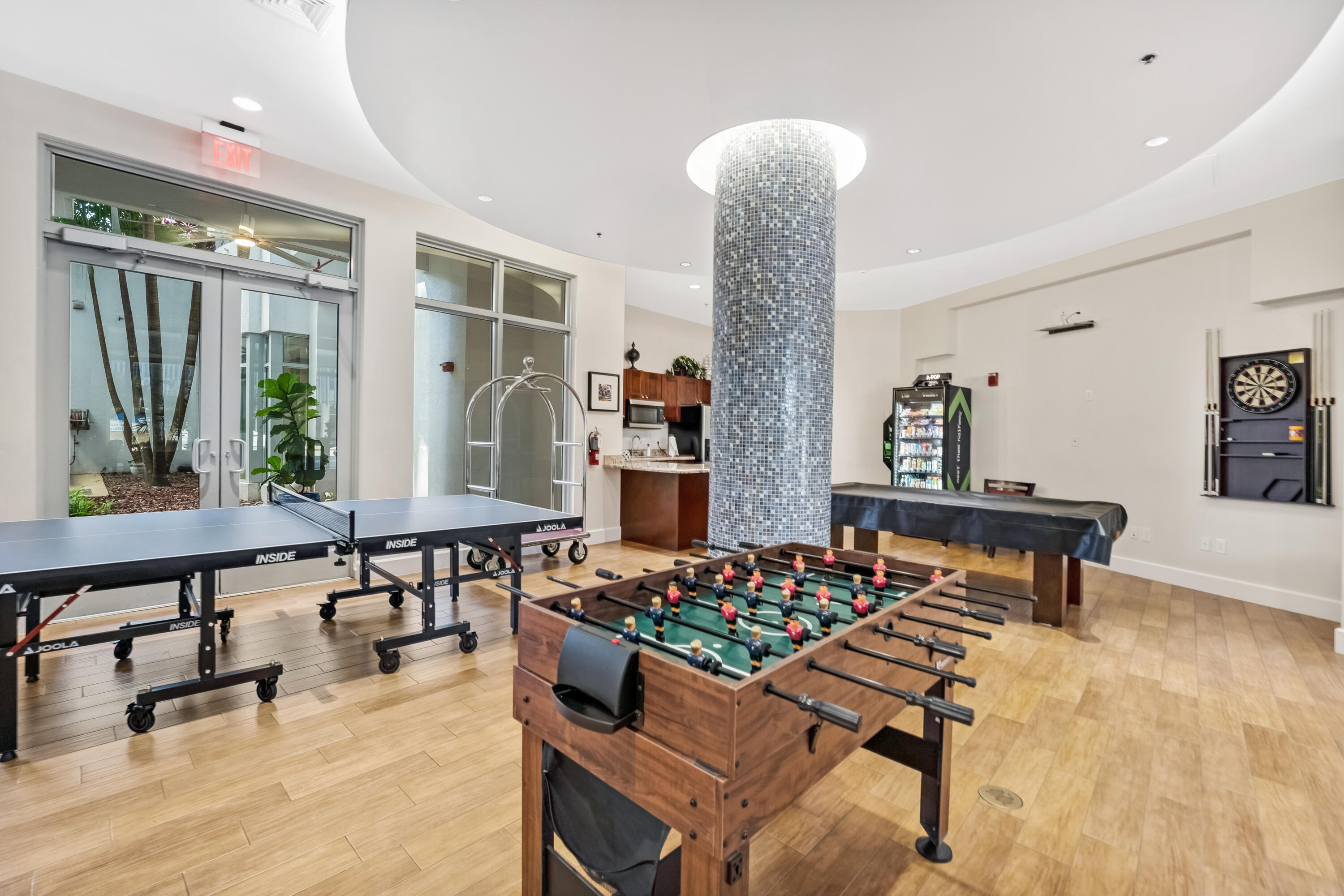 RADIUS CONDO - Residential Lease
