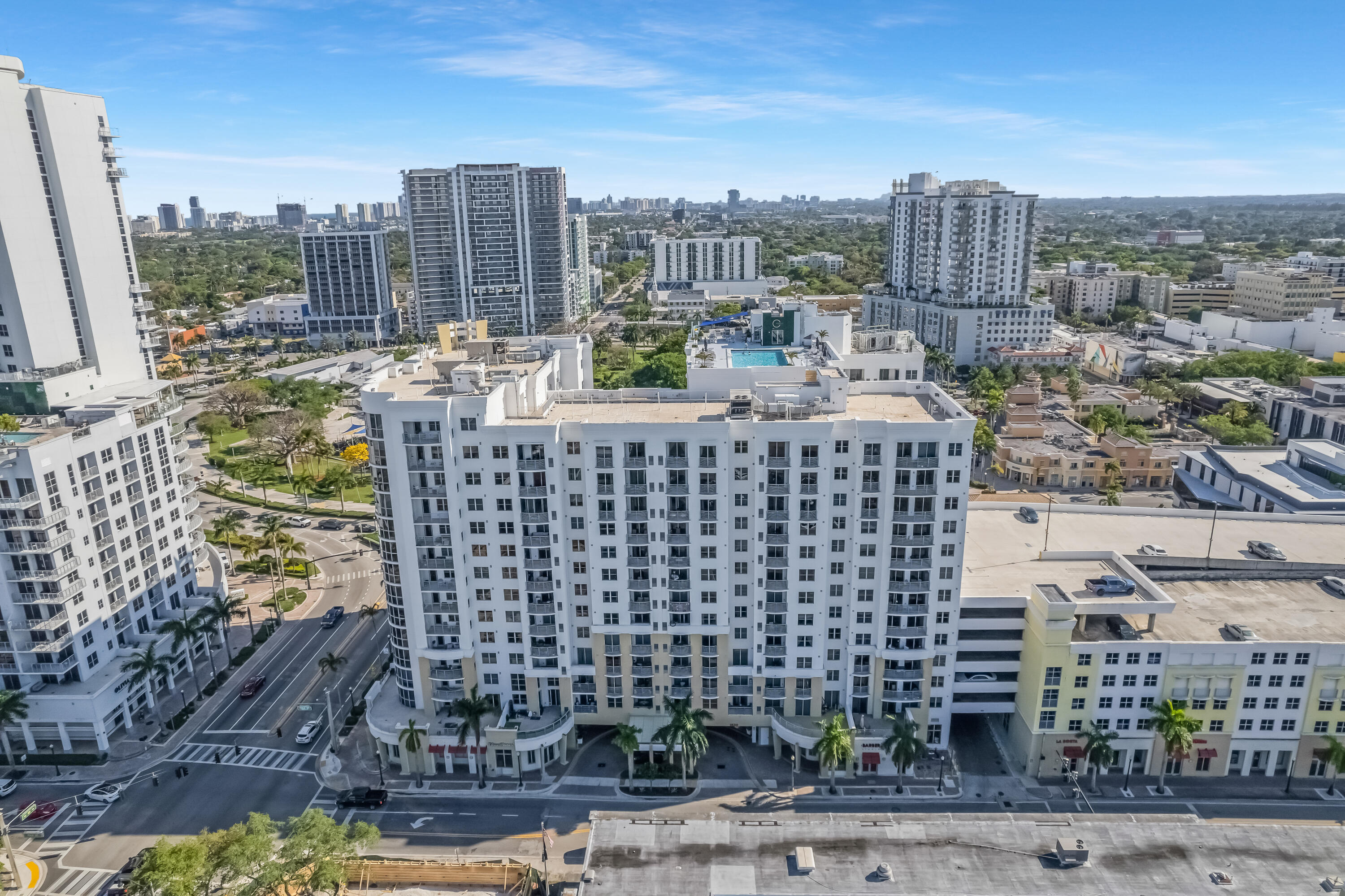RADIUS CONDO - Residential Lease