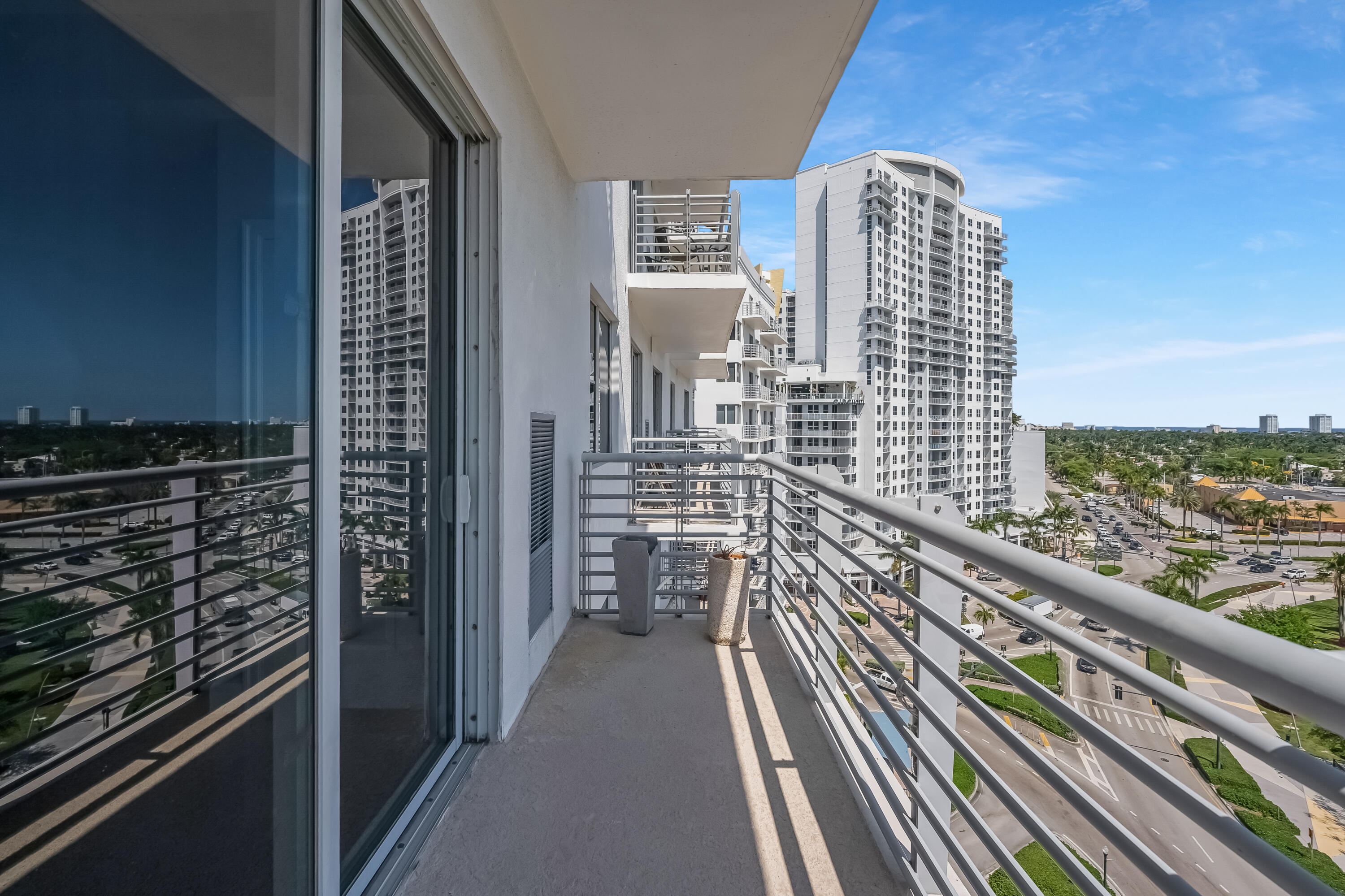 RADIUS CONDO - Residential Lease