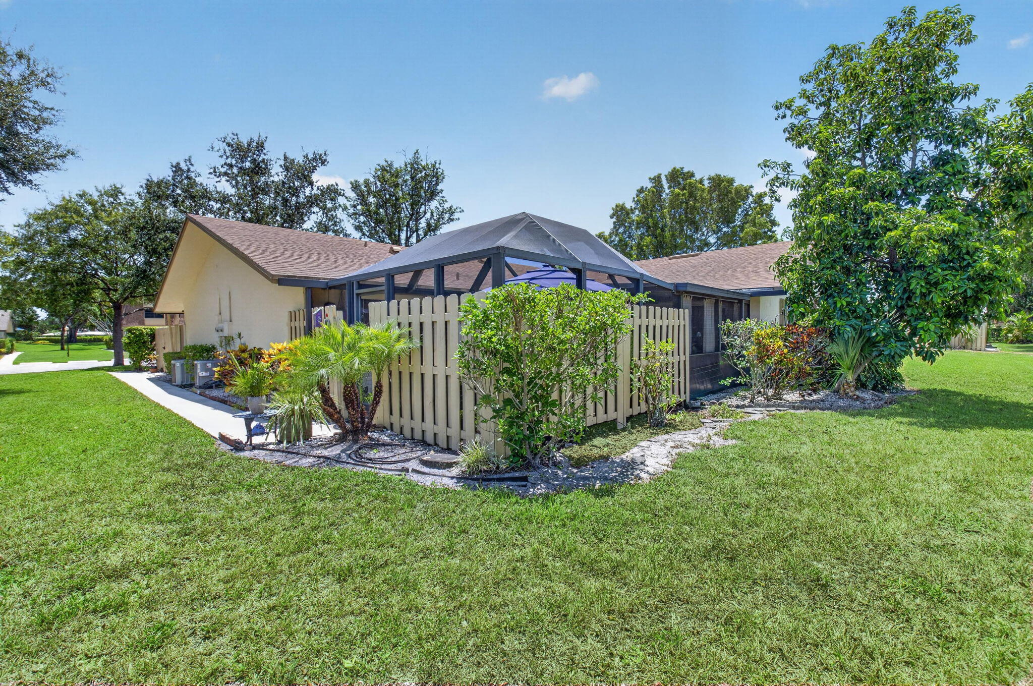 872 NW 29TH Avenue B