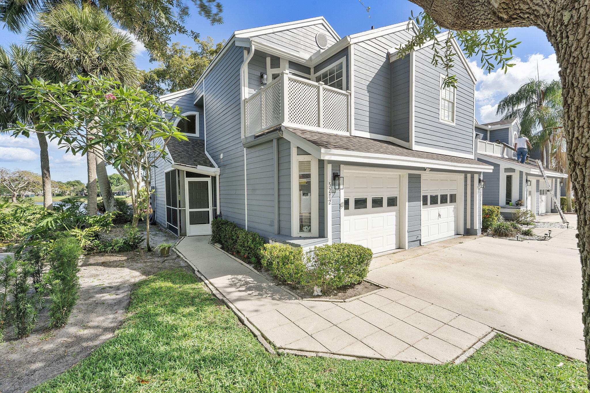 CARRIAGE HOUSES I CONDO - Residential