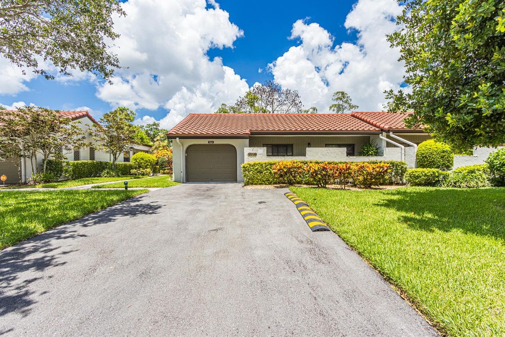 Photo of 9223 Pecky Cypress Ln #10a, Boca Raton, FL 33428 (MLS # R11114935)