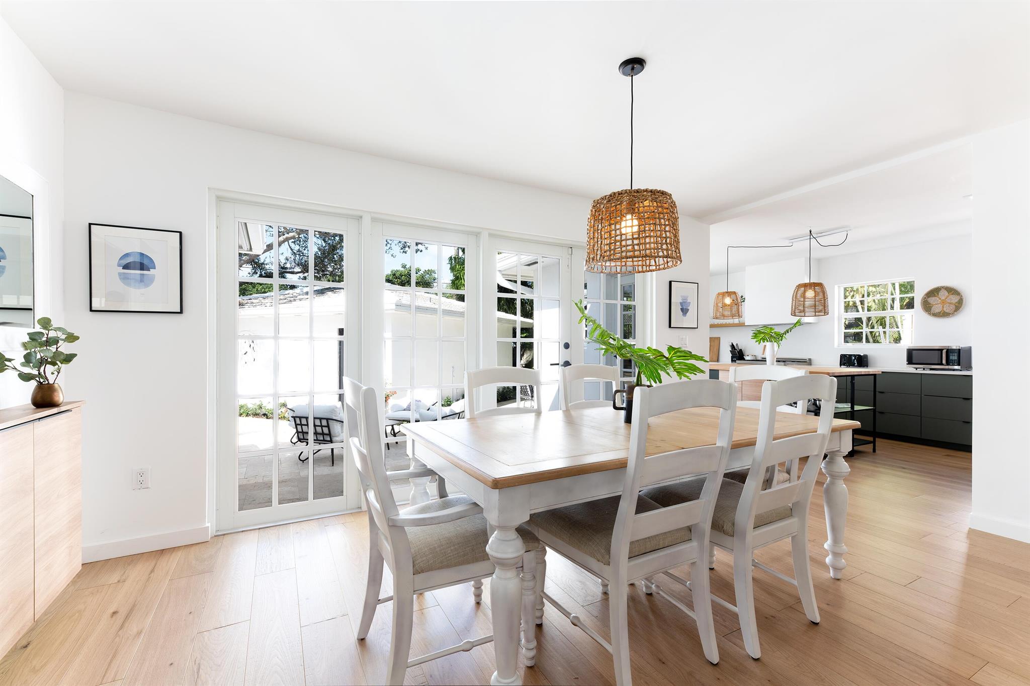 515 N Lakeside Drive