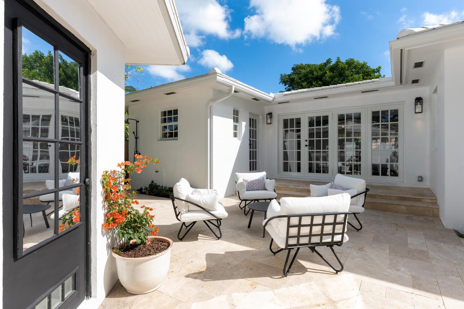 LAKE WORTH TOWN OF - Residential