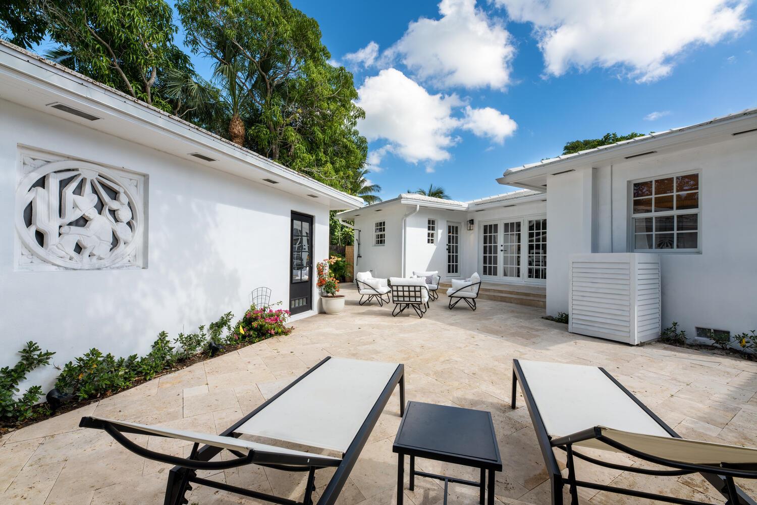 LAKE WORTH TOWN OF - Residential