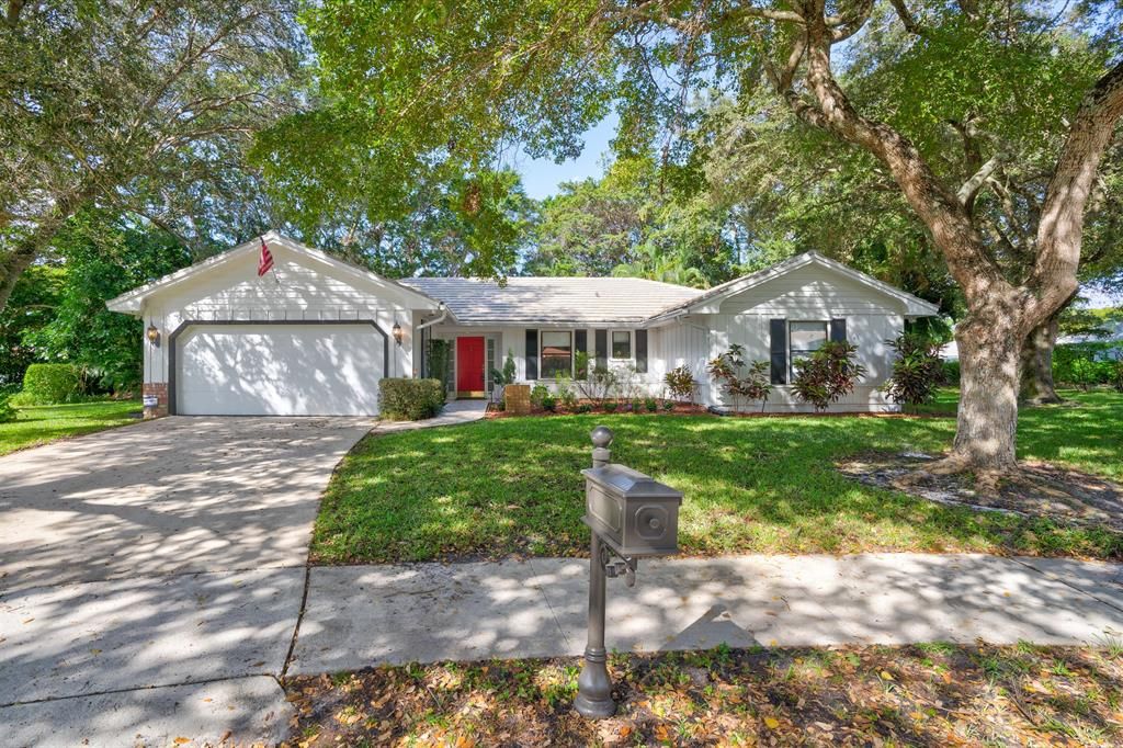 Photo of 2419 NW 32nd Street, Boca Raton, FL 33431 (MLS # R10761649)