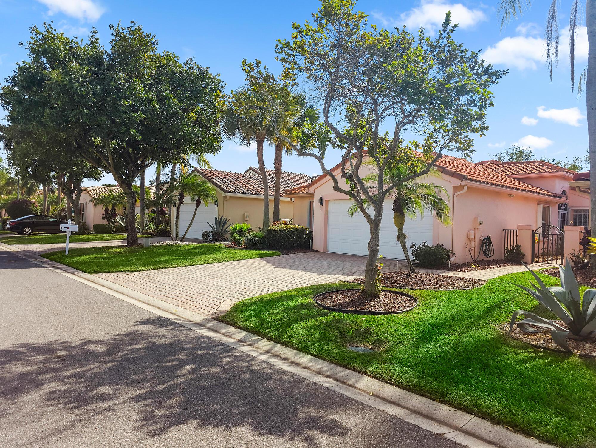 5122 Corbel Lake Way