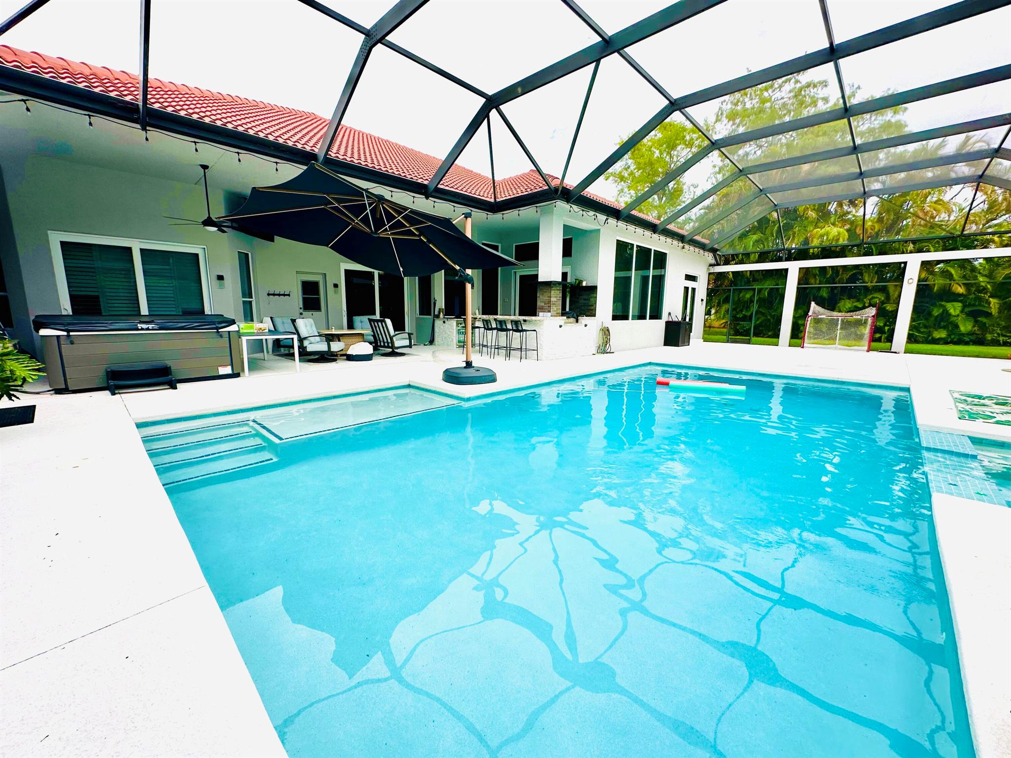 833 Forest Glen Lane