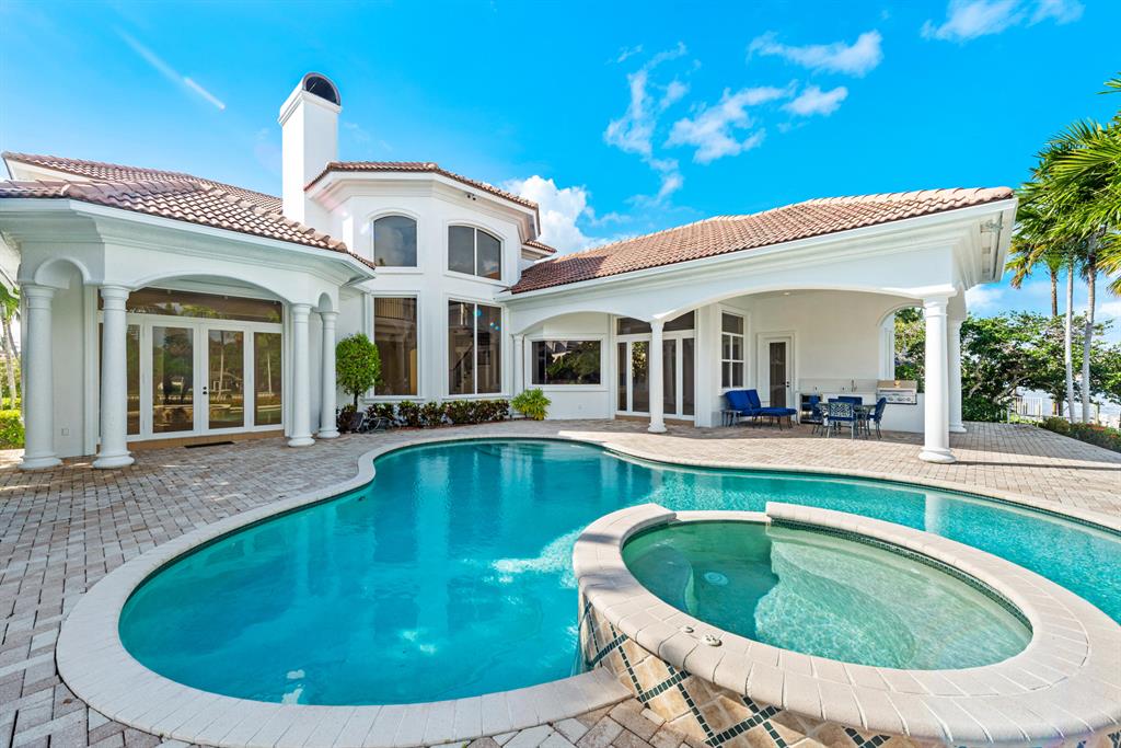 HARBOUR POINT MARINA - Residential