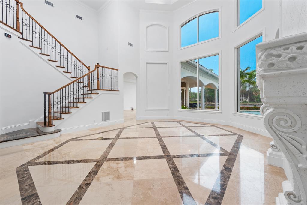 HARBOUR POINT MARINA - Residential