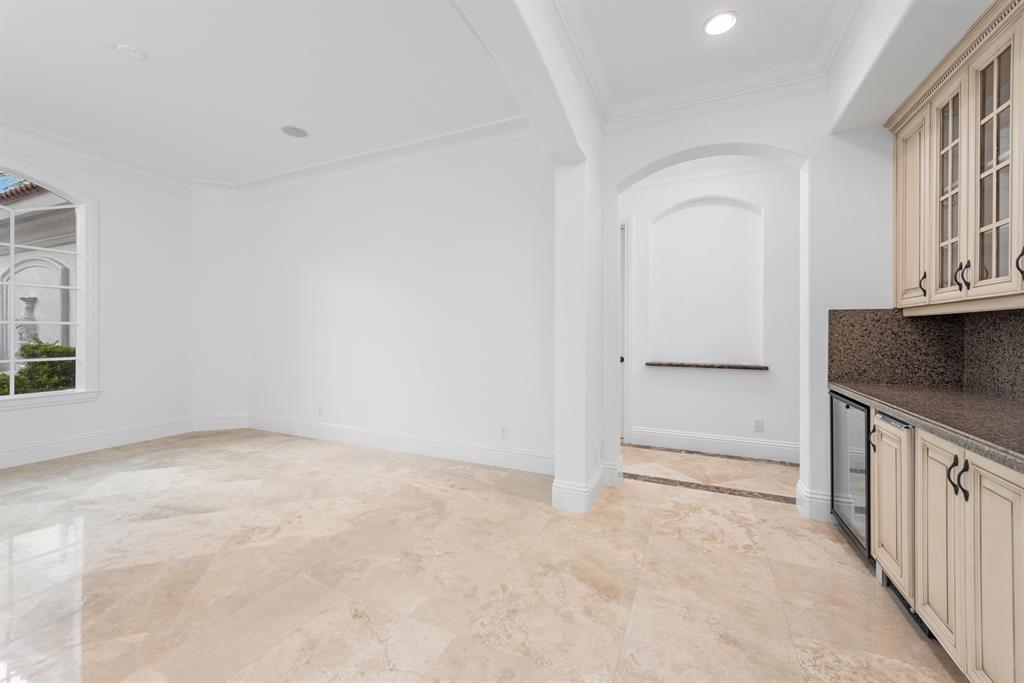 HARBOUR POINT MARINA - Residential