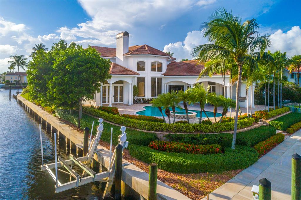 HARBOUR POINT MARINA - Residential