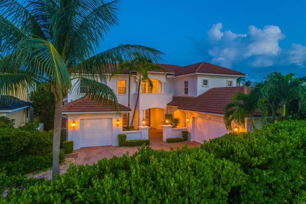 HARBOUR POINT MARINA - Residential