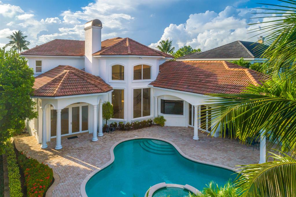 HARBOUR POINT MARINA - Residential