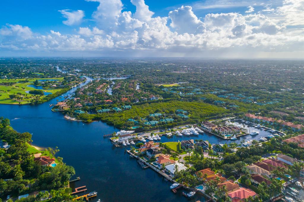 HARBOUR POINT MARINA - Residential
