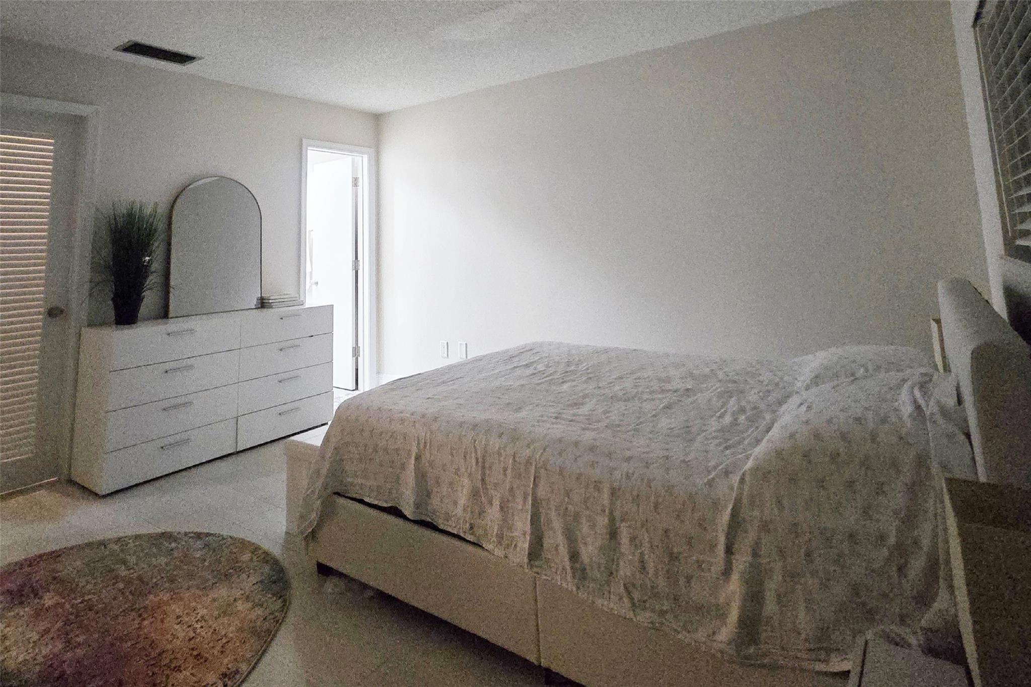 Tara West Apts Condo - Residential Lease