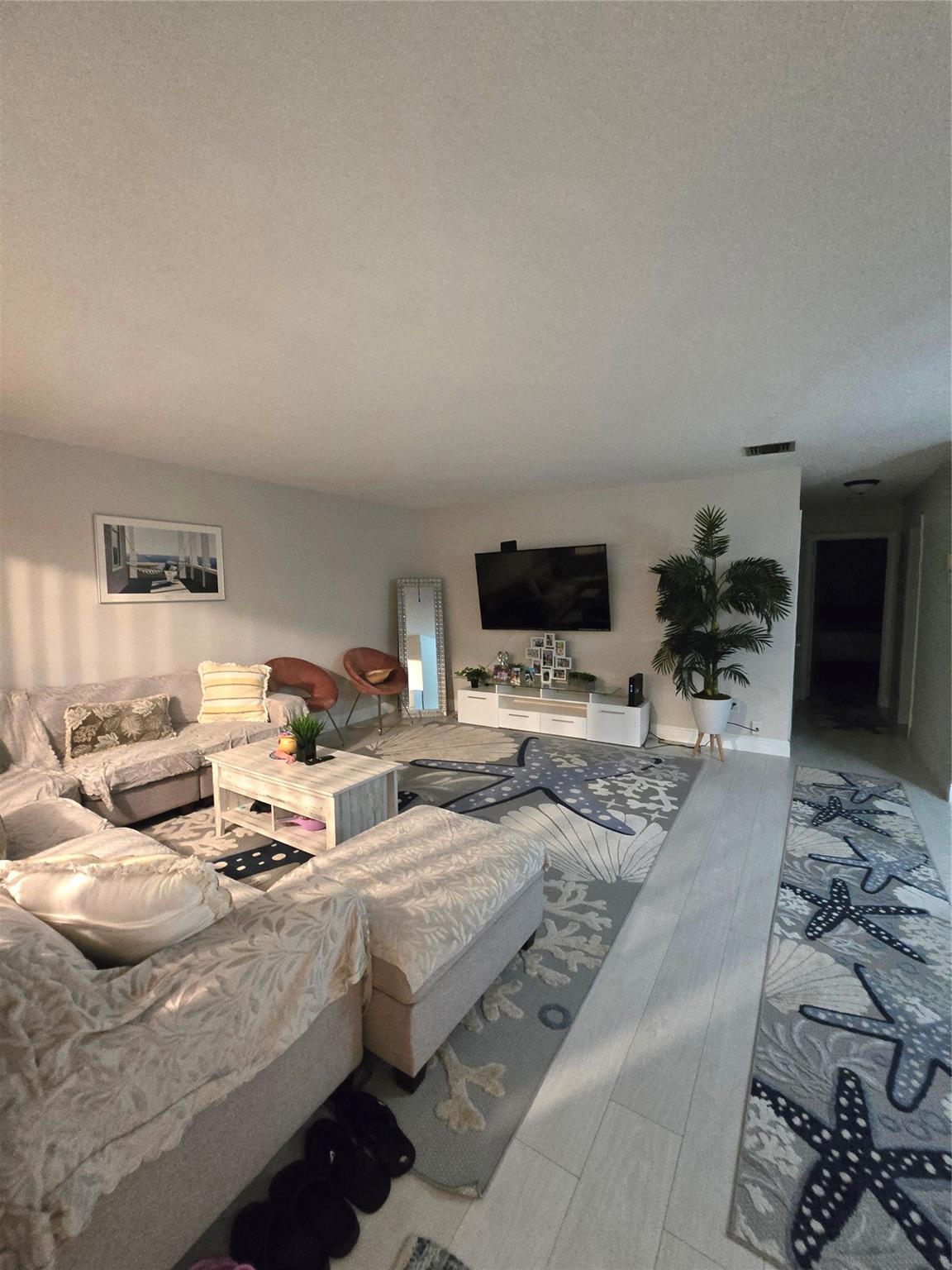 Tara West Apts Condo - Residential Lease