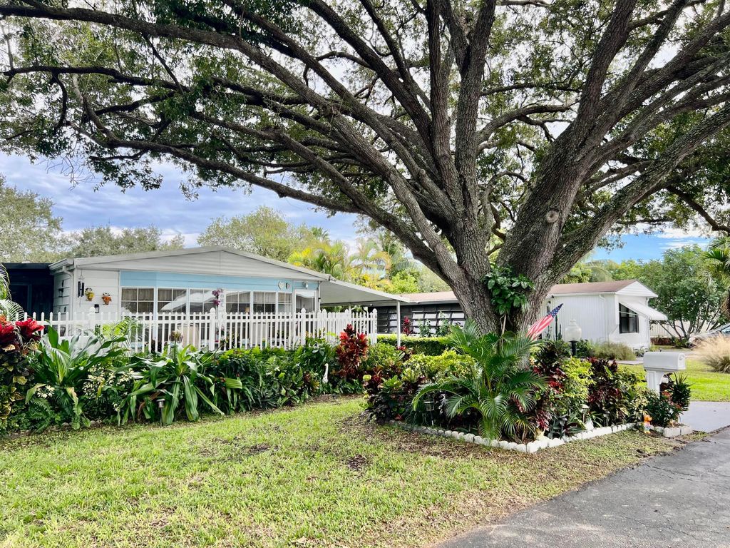 Photo of 6750 NW 44th Way, Coconut Creek, FL 33073 (MLS # R10966952)