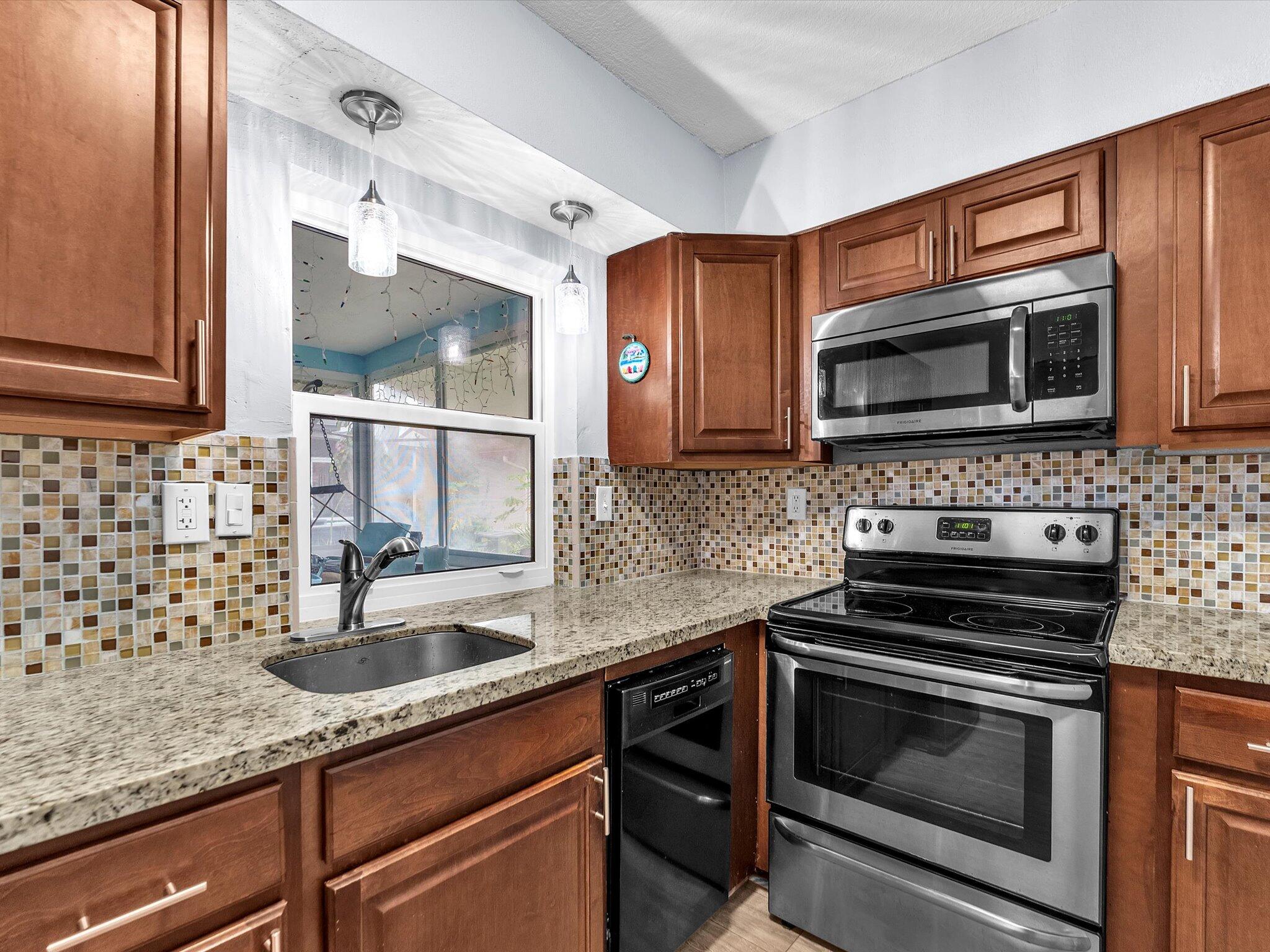 Vanguard Village In The Mainlands Community Two - Residential Lease