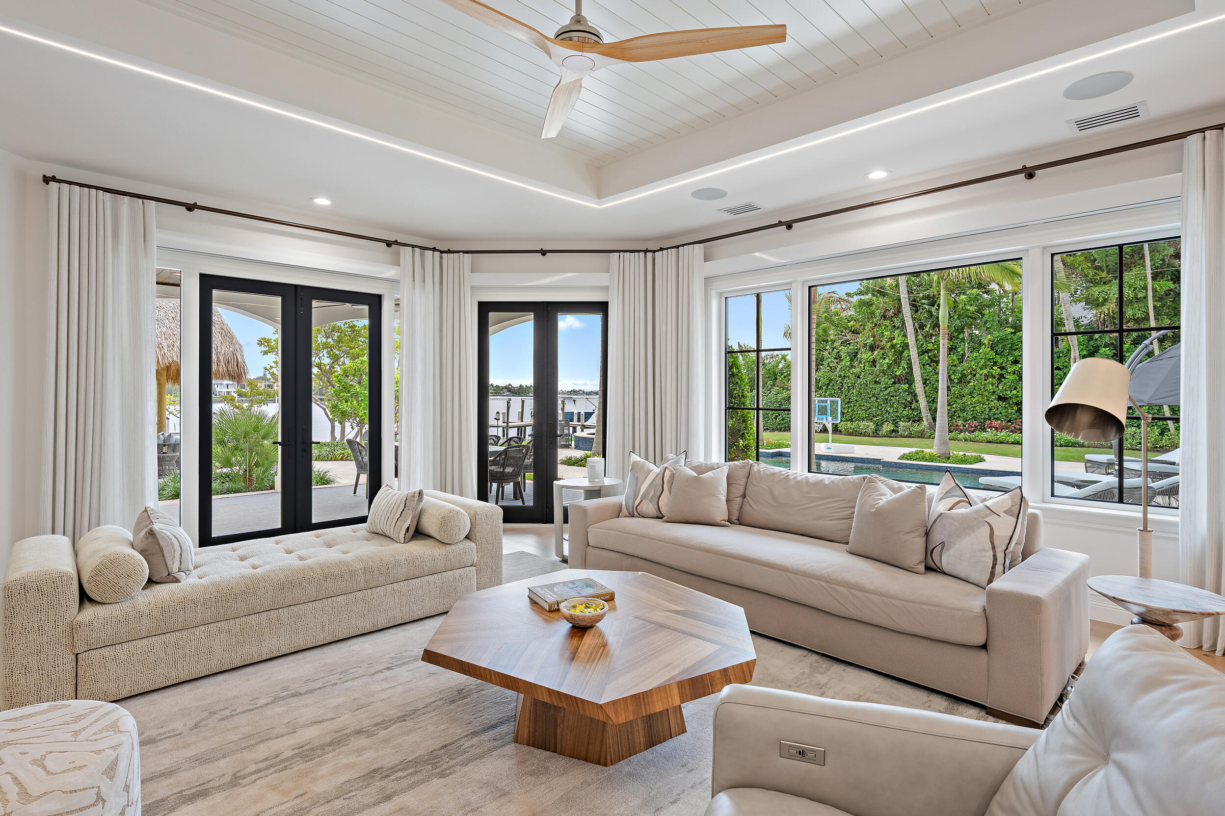 Anchorage Point - Residential