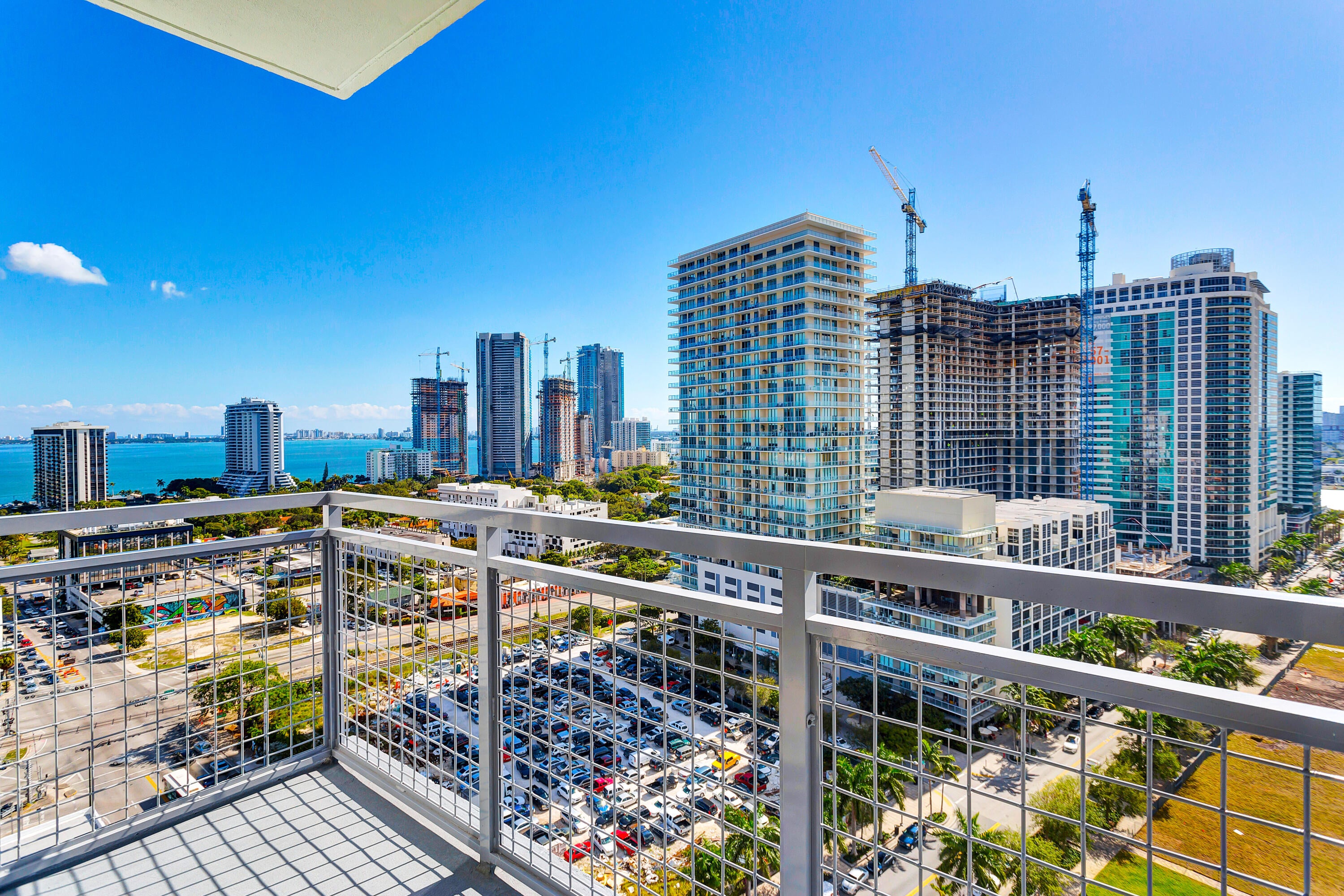 3635 NE 1st Avenue 1111