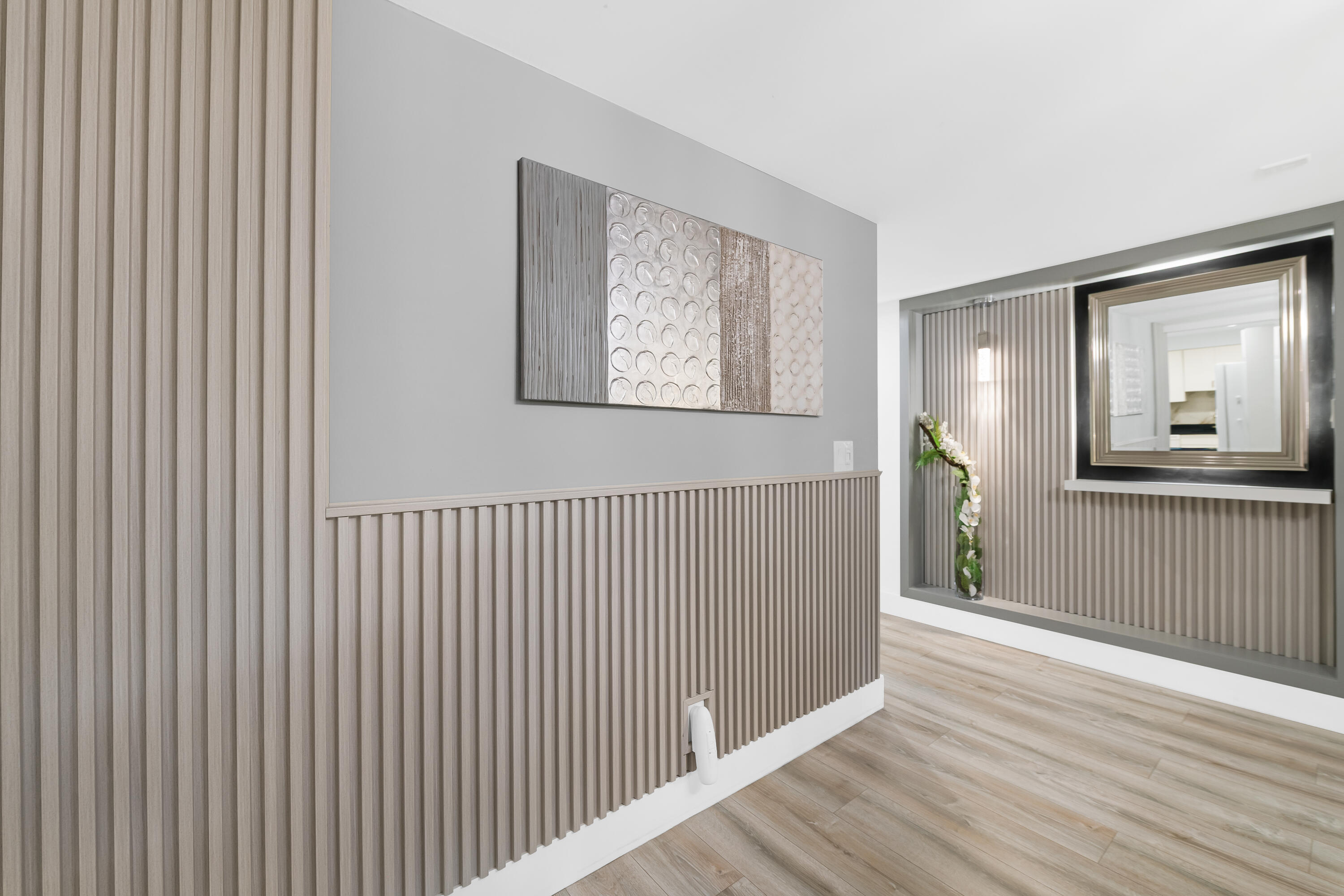 491 Racquet Club Road Unit 106