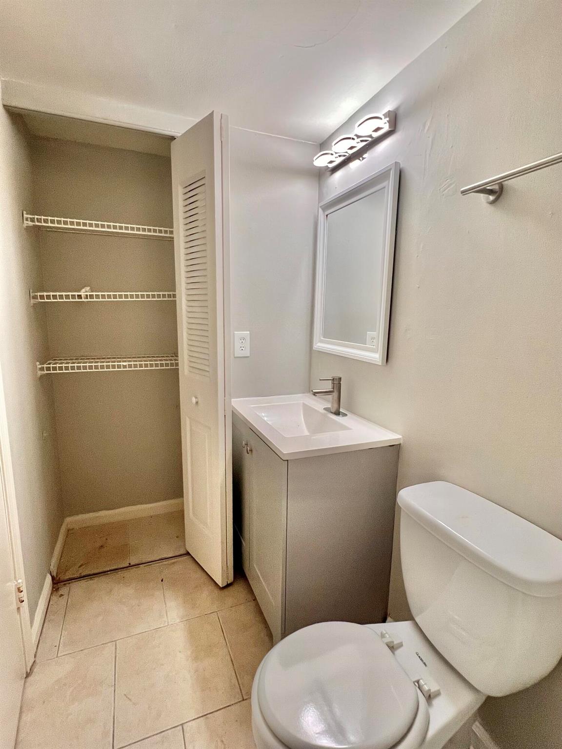 CROSS CREEK CONDO - Residential Lease