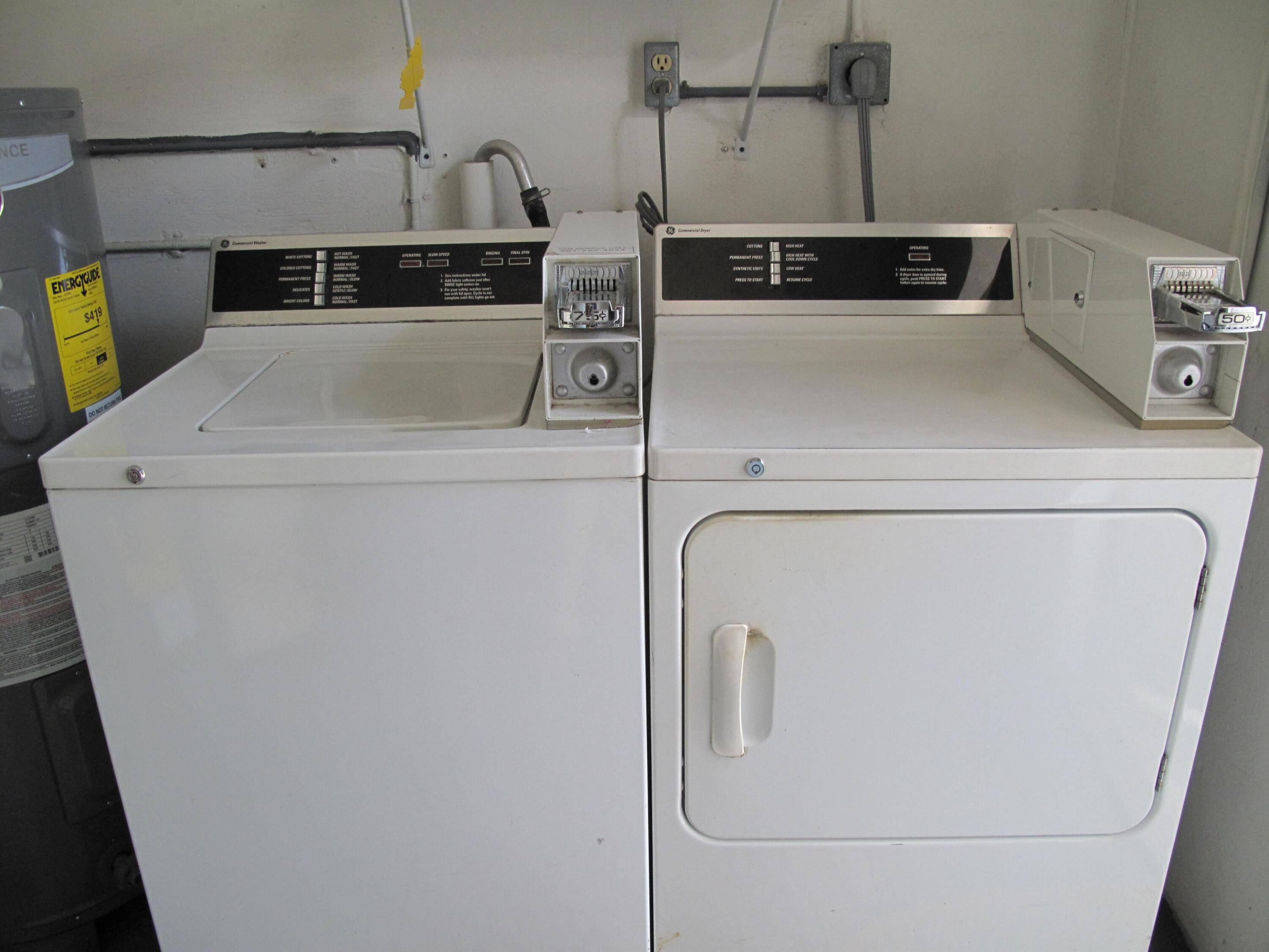 HIGH POINT OF DELRAY SEC 6 CONDO - Residential