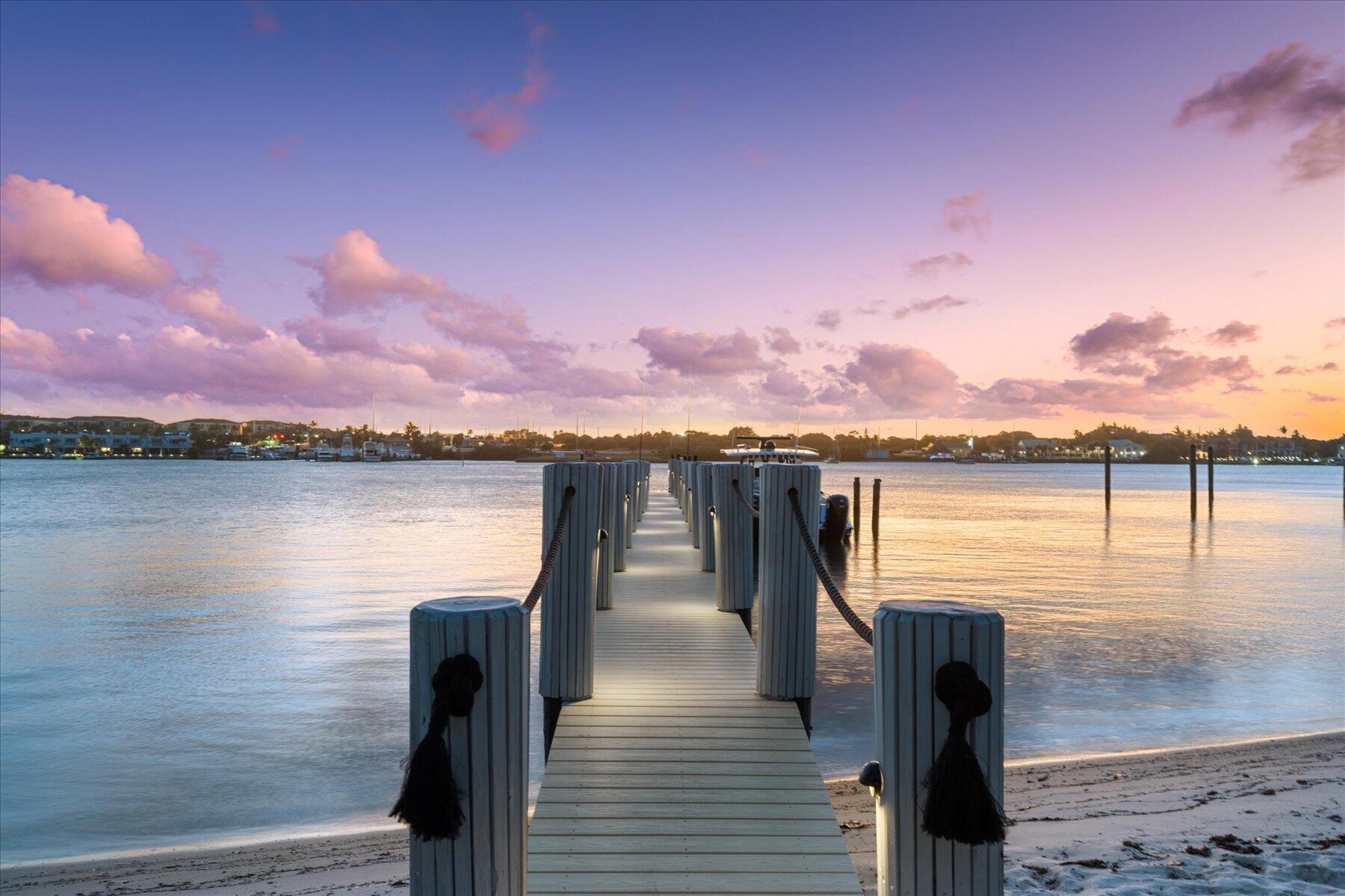 HERITAGE OAKS - Residential