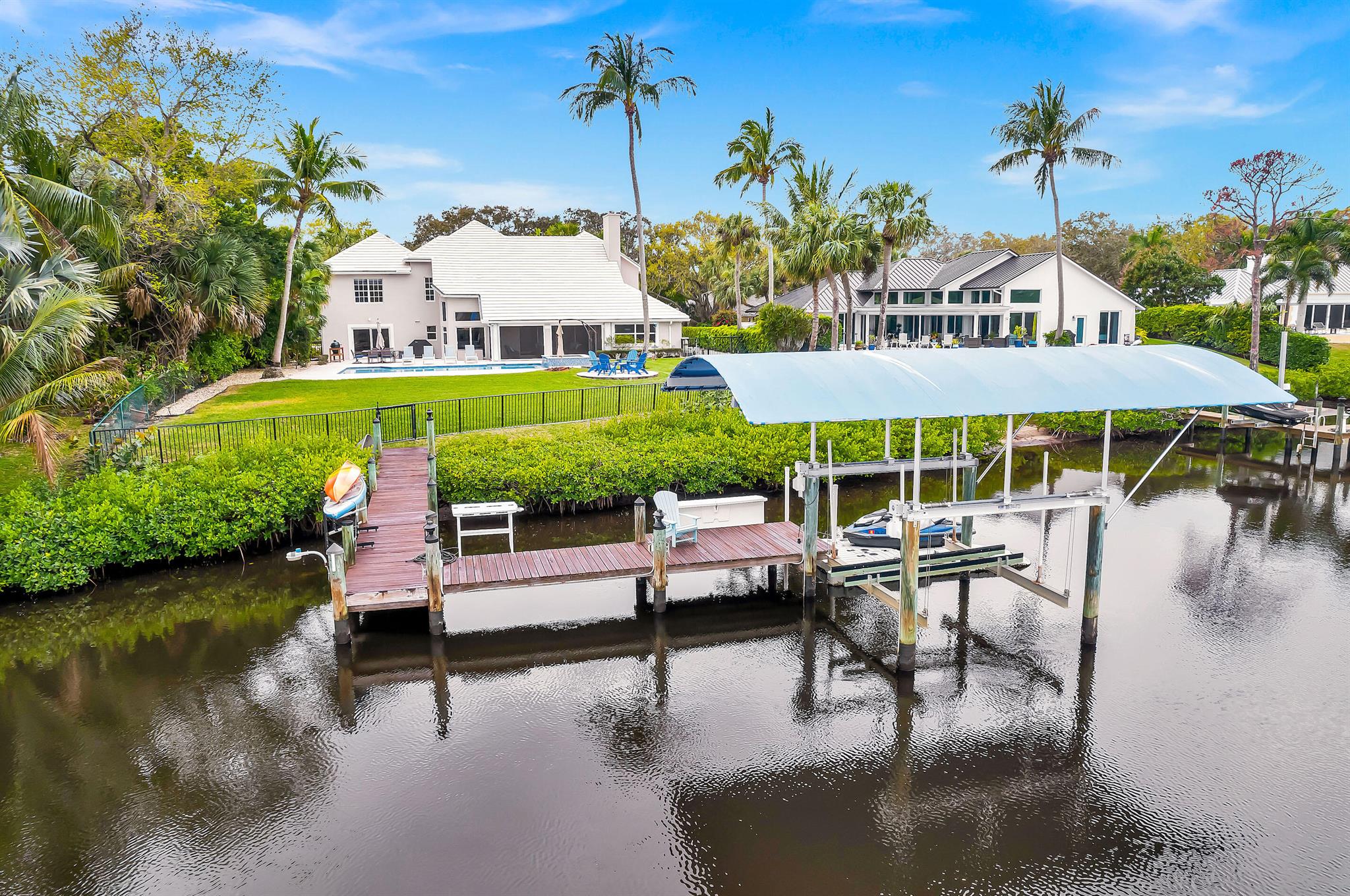 HERITAGE OAKS - Residential