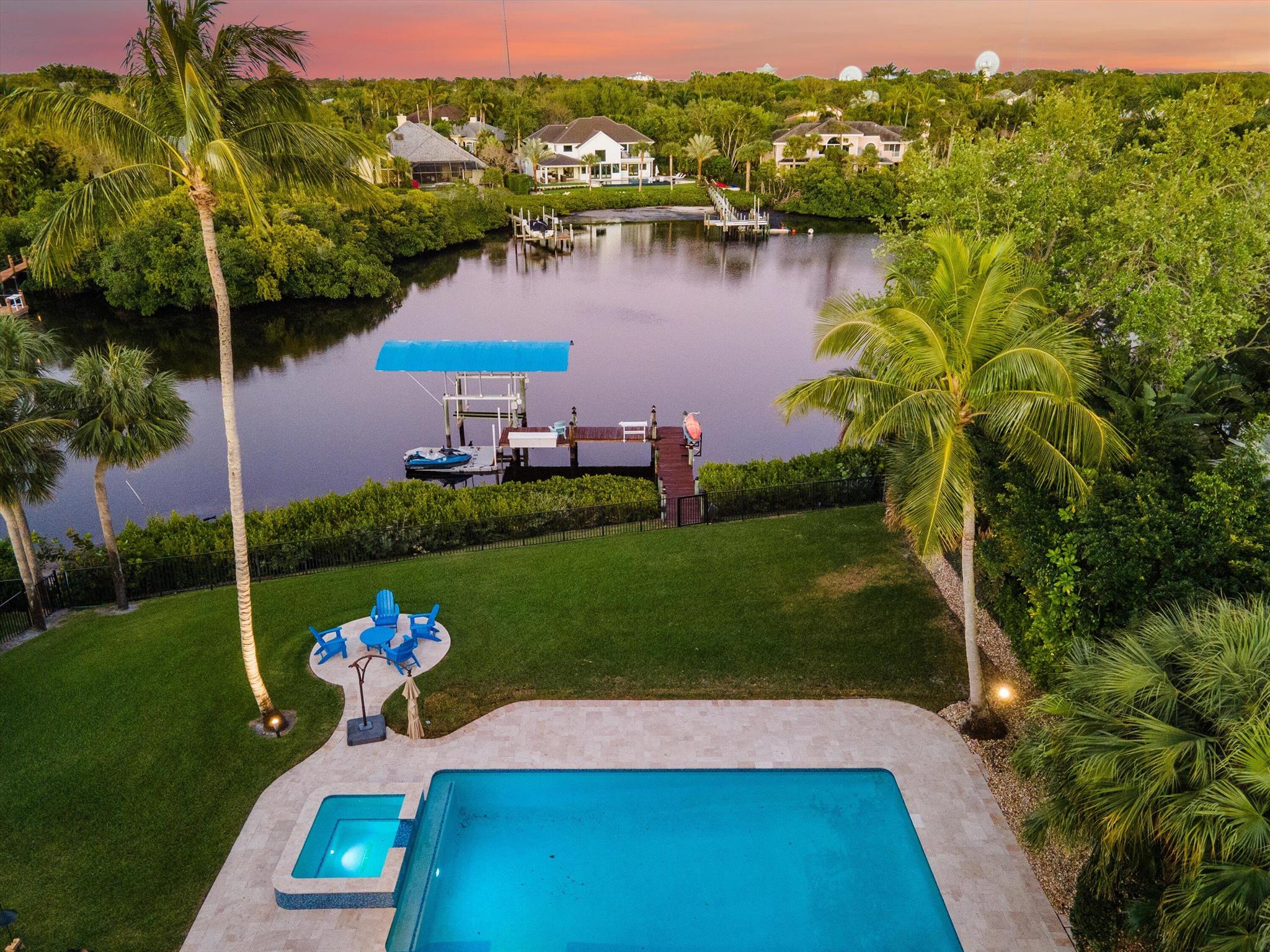 HERITAGE OAKS - Residential