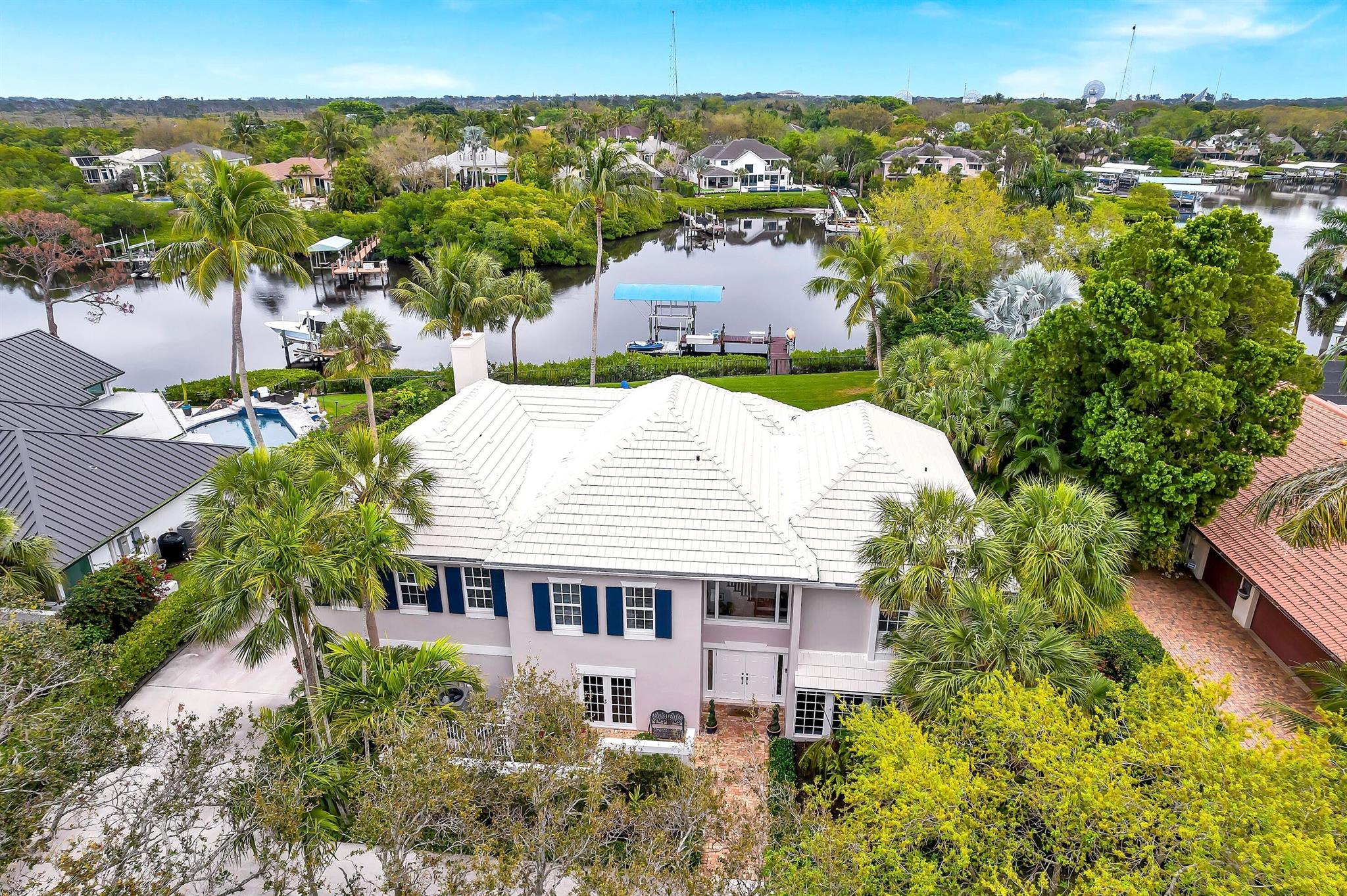 HERITAGE OAKS - Residential