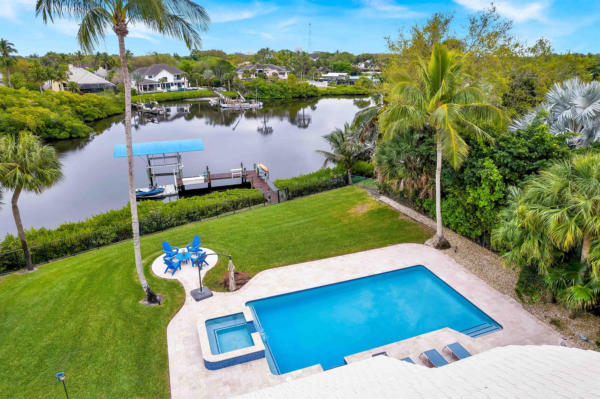 HERITAGE OAKS - Residential