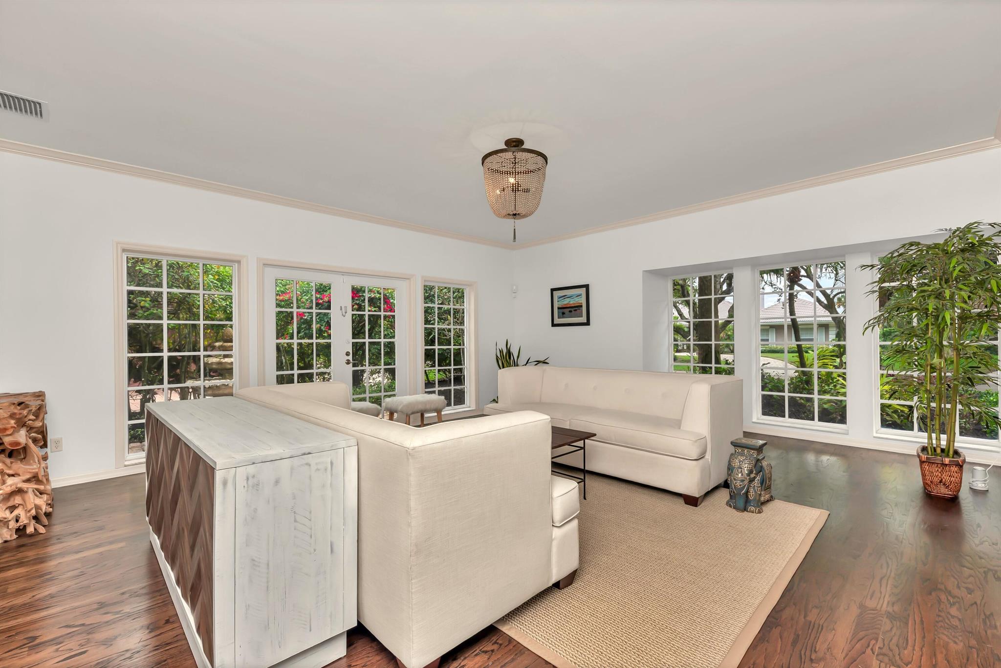 HERITAGE OAKS - Residential