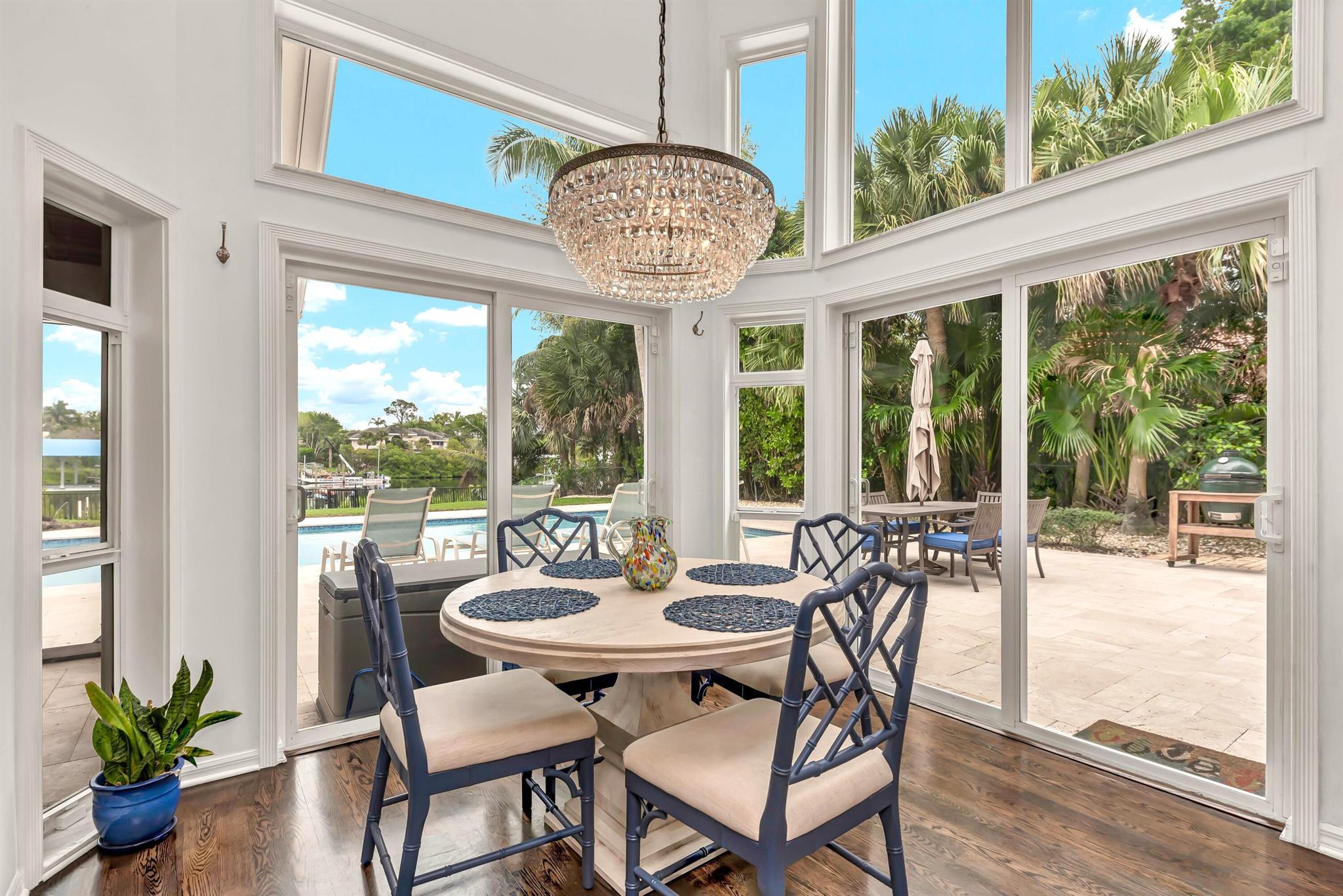 HERITAGE OAKS - Residential