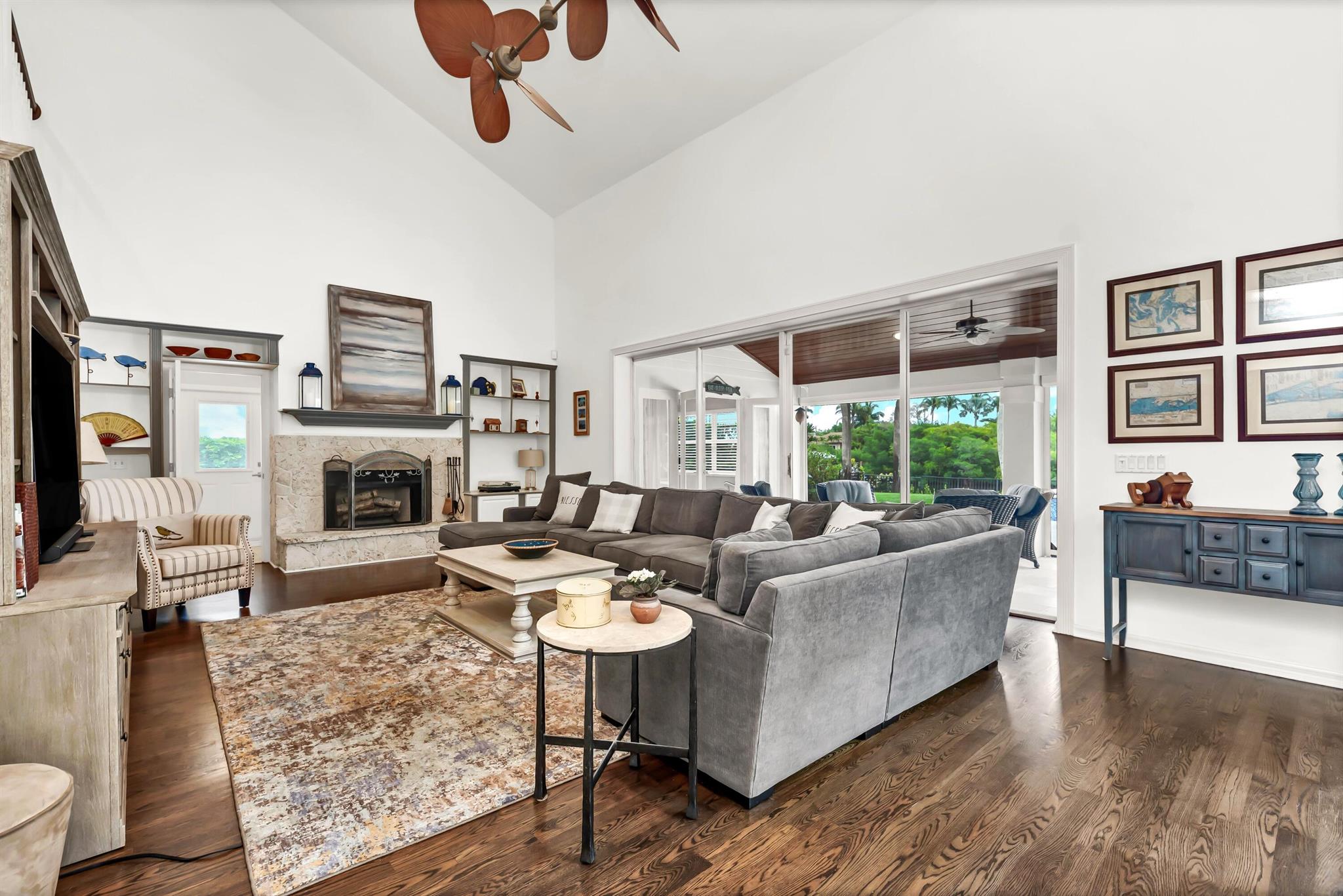 HERITAGE OAKS - Residential