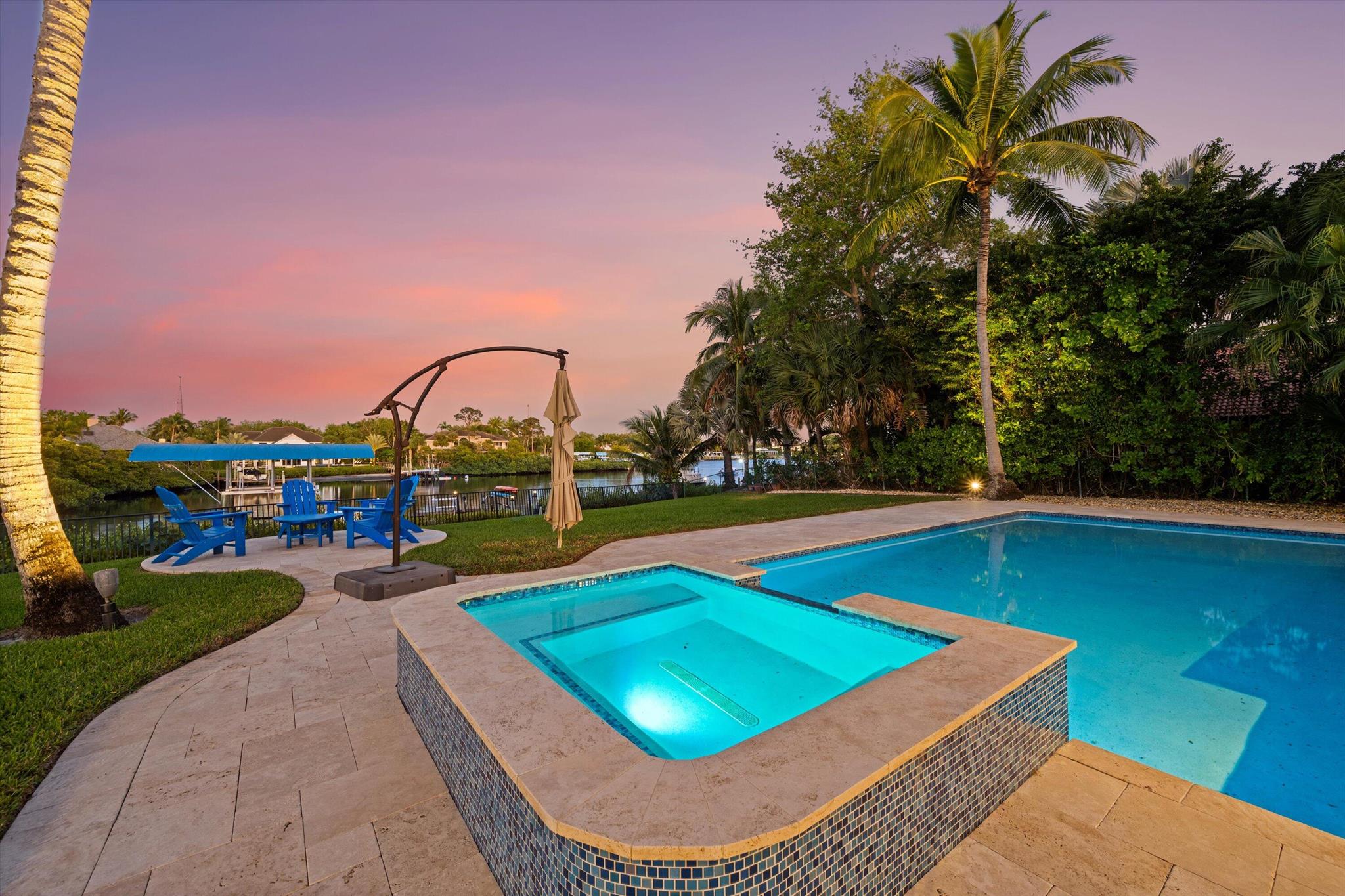 HERITAGE OAKS - Residential