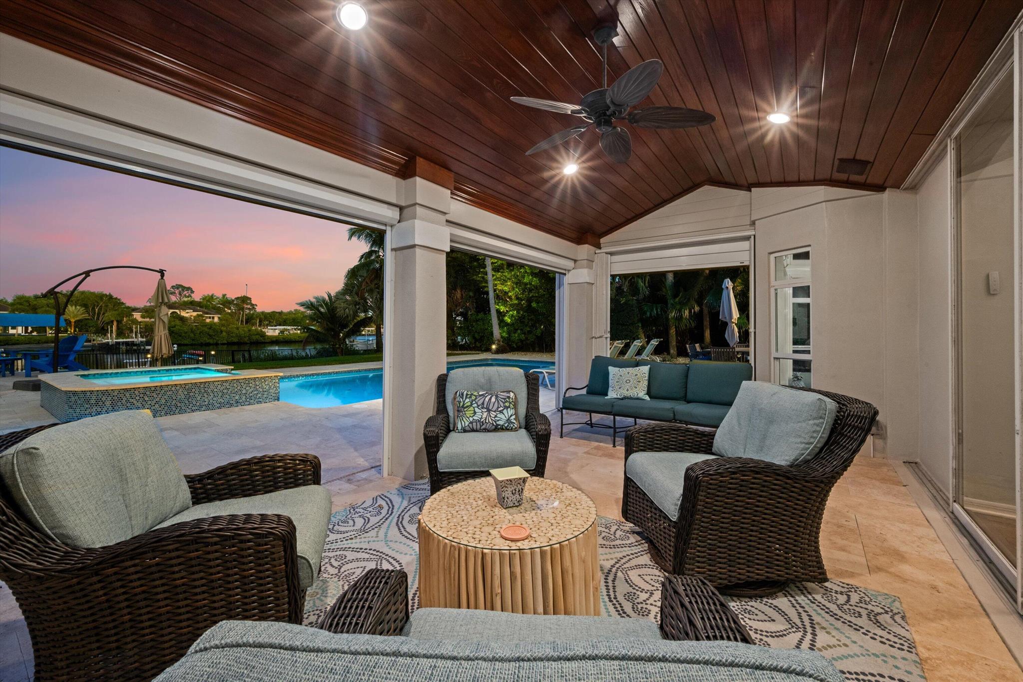 HERITAGE OAKS - Residential