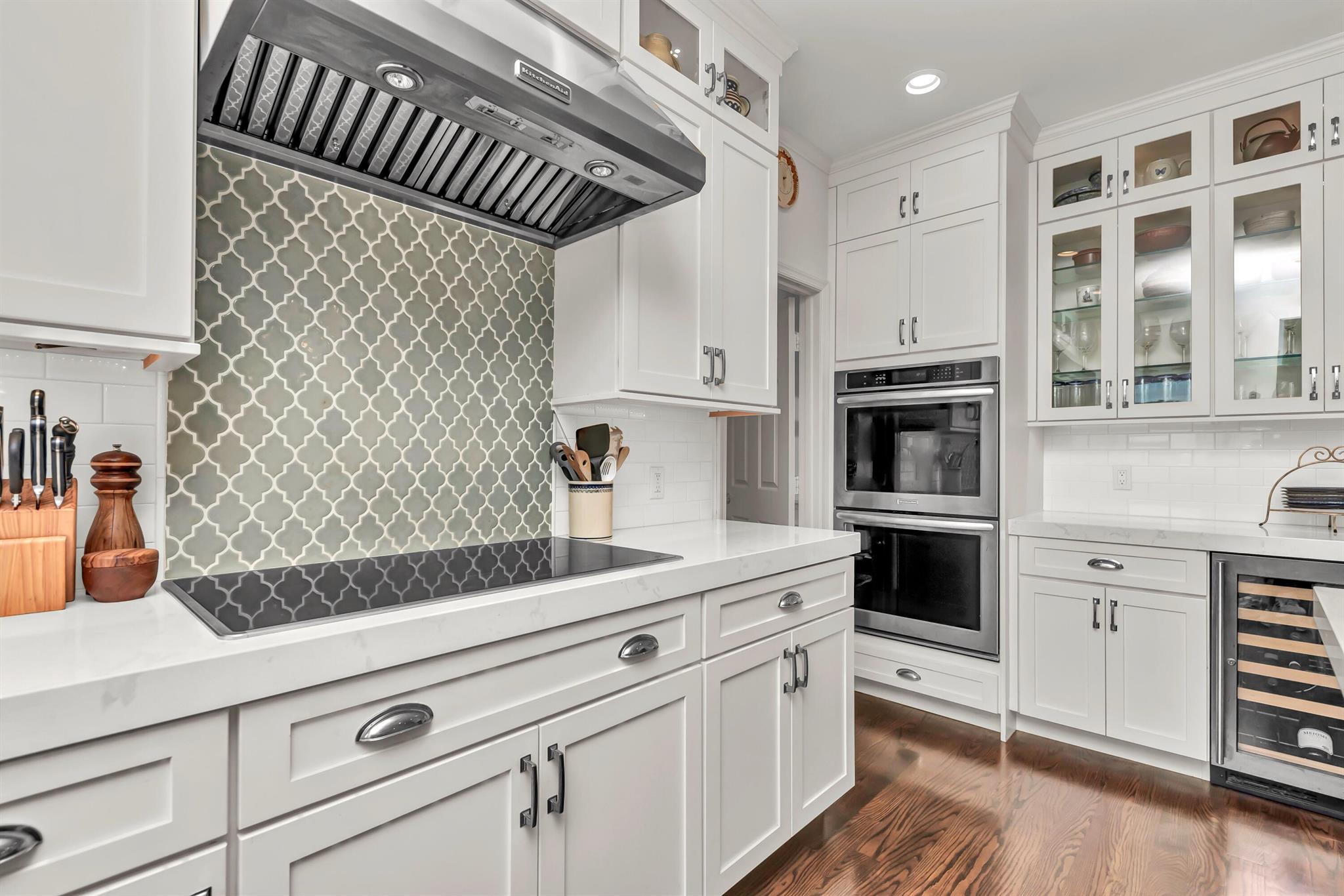 HERITAGE OAKS - Residential