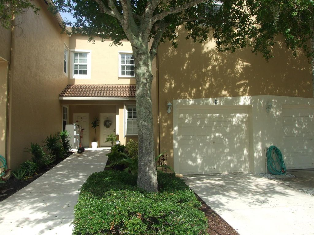 Photo of 156 Village Boulevard #E, Tequesta, FL 33469 (MLS # R11094077)