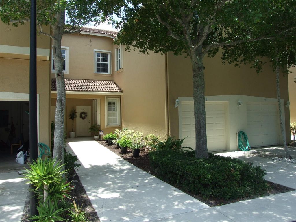 Photo of 156 Village Boulevard #E, Tequesta, FL 33469 (MLS # R11094077)