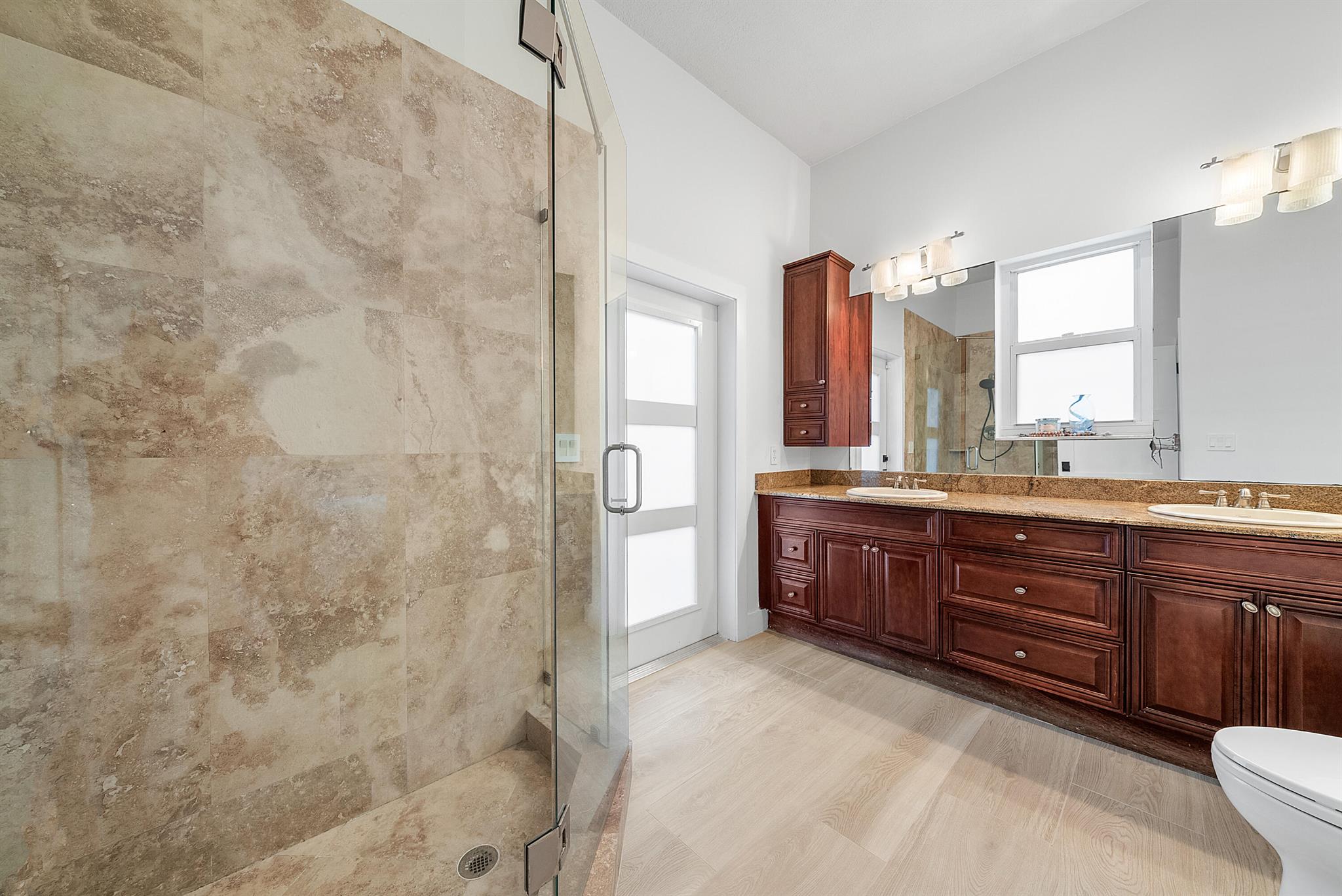 PADDOCK PARK 1 OF WELLING - Residential