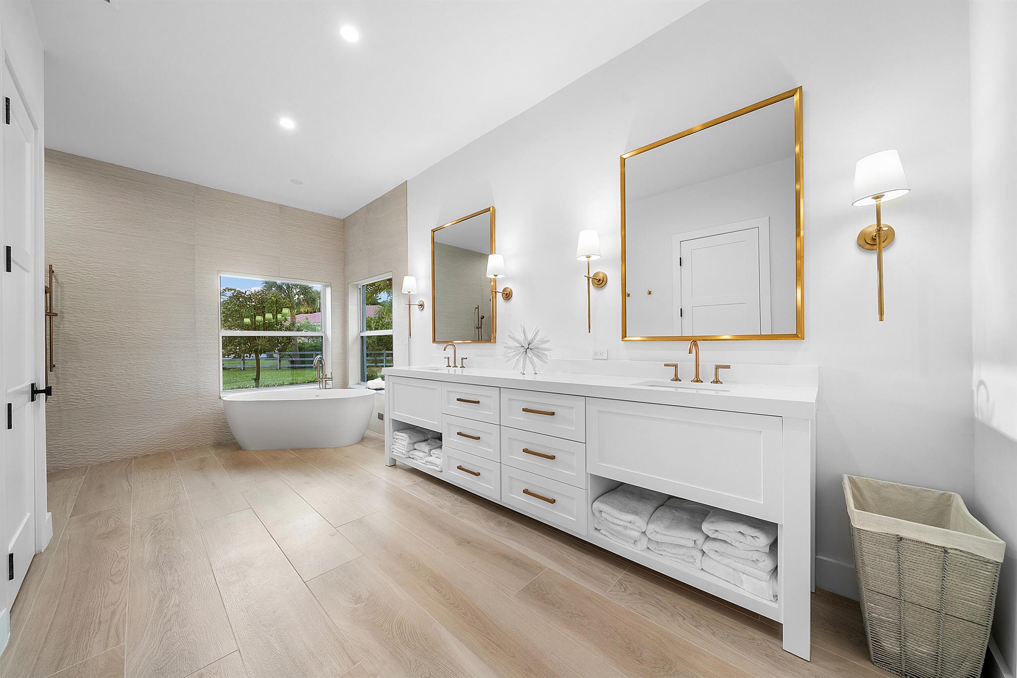 PADDOCK PARK 1 OF WELLING - Residential