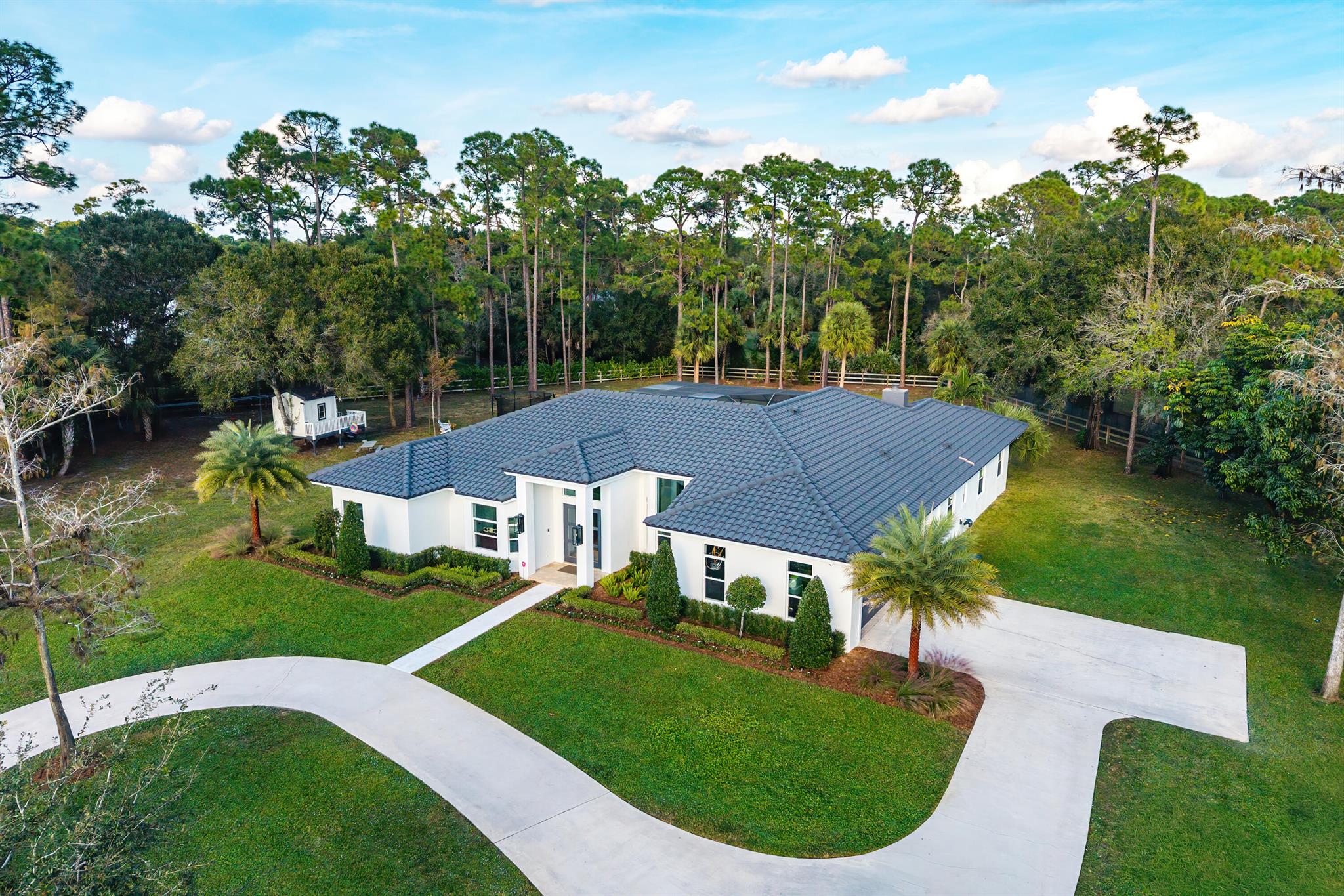 PADDOCK PARK 1 OF WELLING - Residential