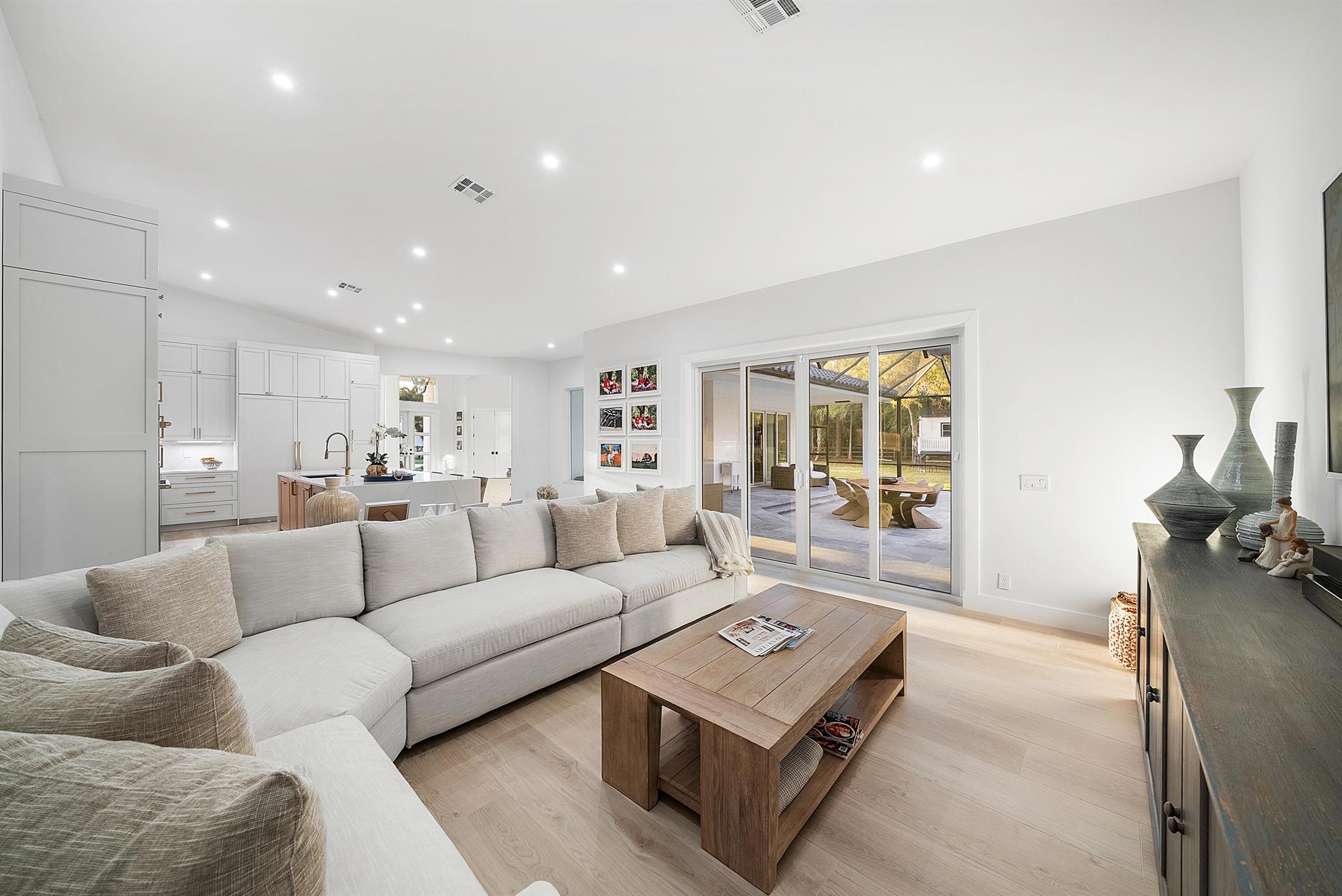 PADDOCK PARK 1 OF WELLING - Residential