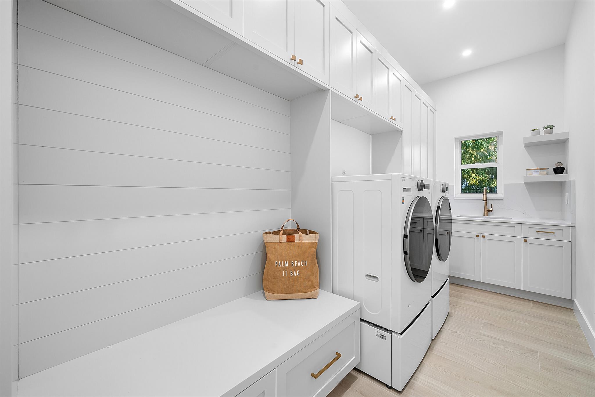 PADDOCK PARK 1 OF WELLING - Residential