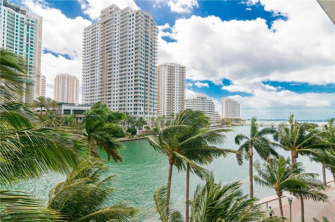 465 Brickell Avenue Bay 419, Miami FL 33131