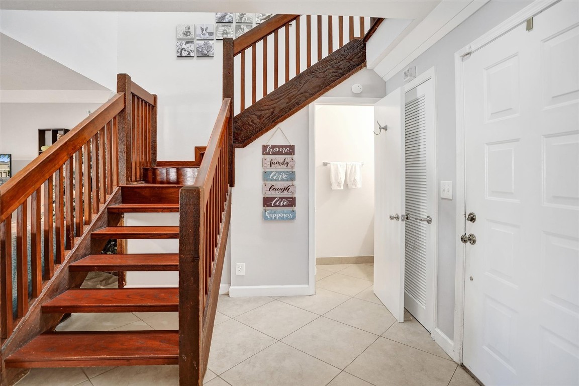 Cypress Run Townhomes - Residential