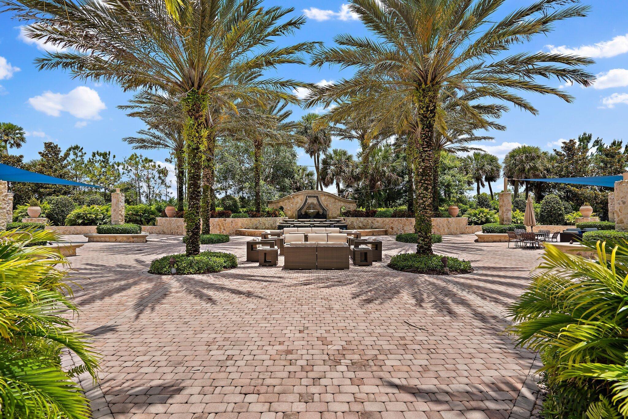 Jupiter Country Club - Residential